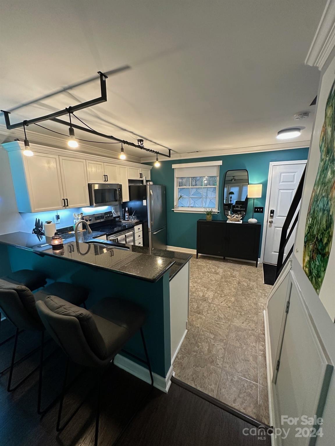 1224 Green Oaks Lane Unit: H