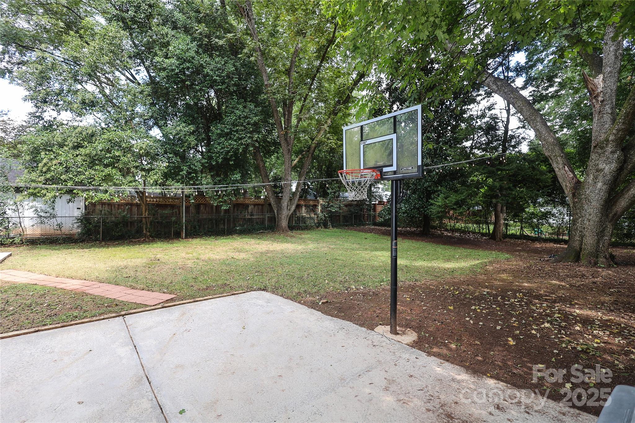 1422 Morningside Drive