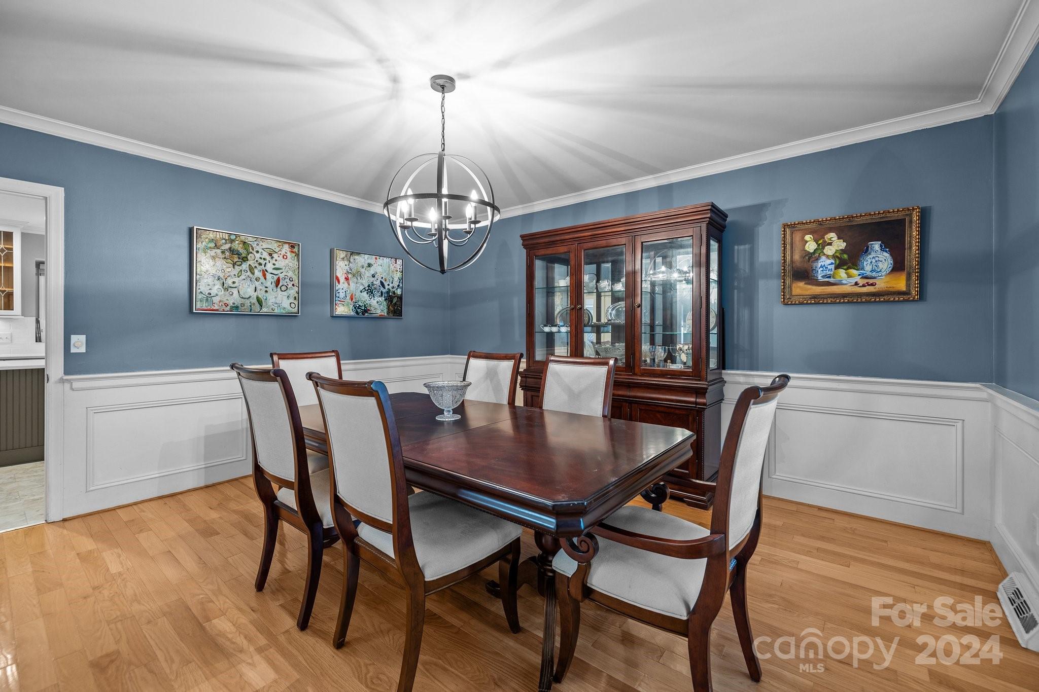 1134 Shadowbrook Lane
