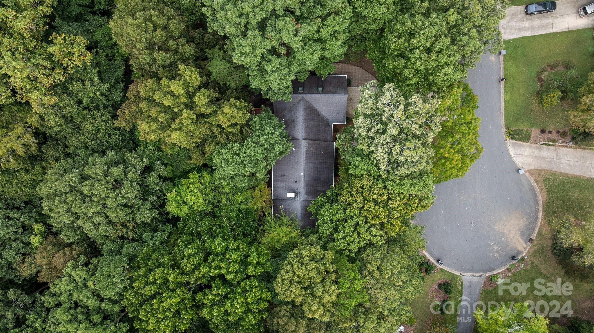 1134 Shadowbrook Lane