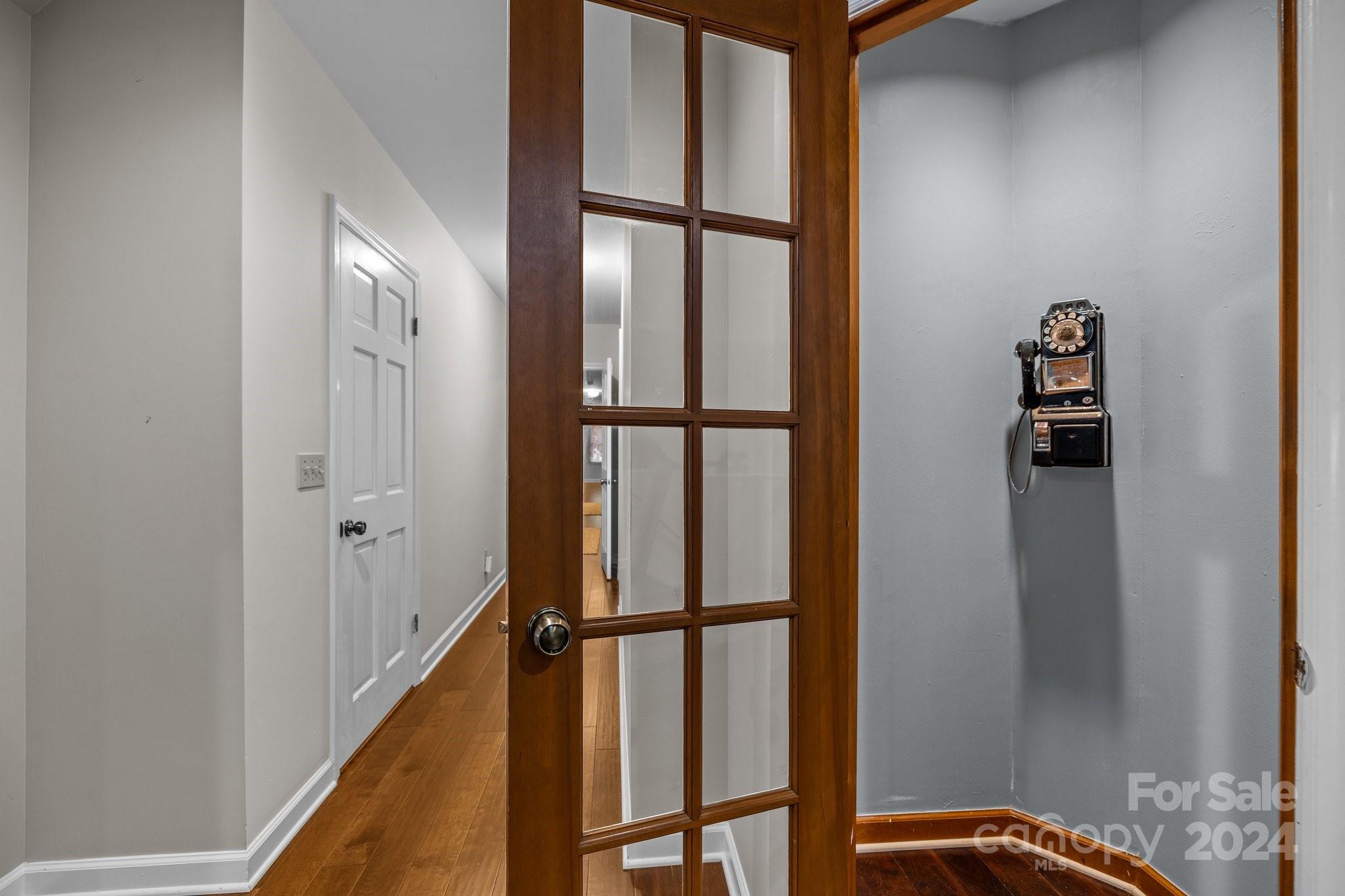 1134 Shadowbrook Lane