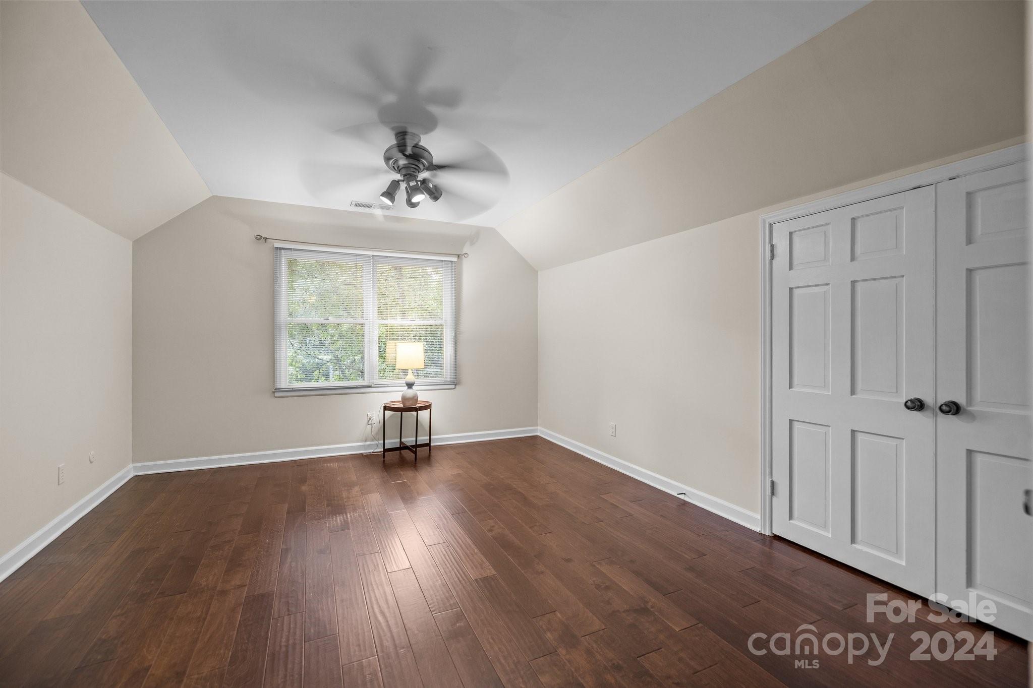 1134 Shadowbrook Lane