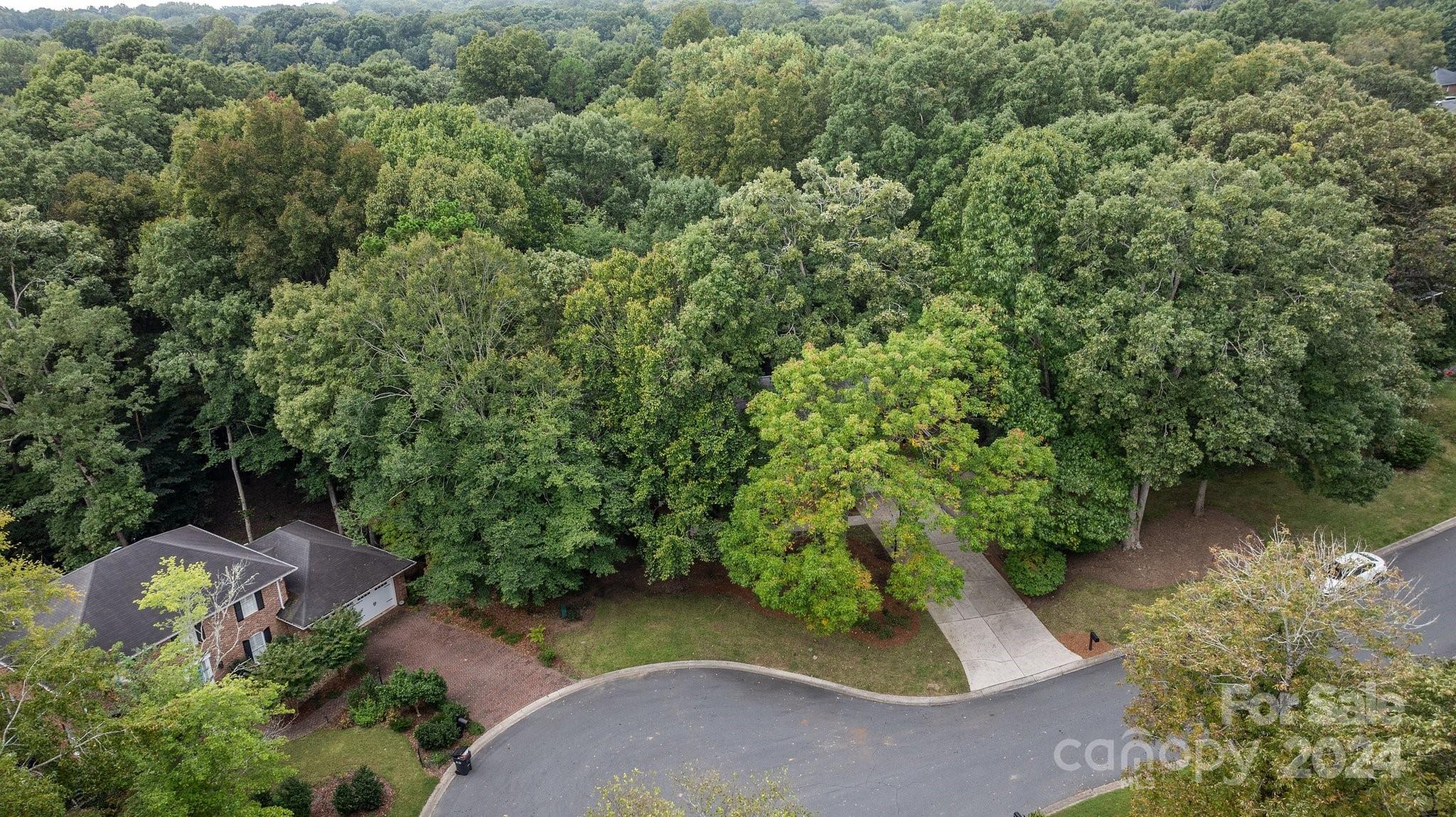1134 Shadowbrook Lane