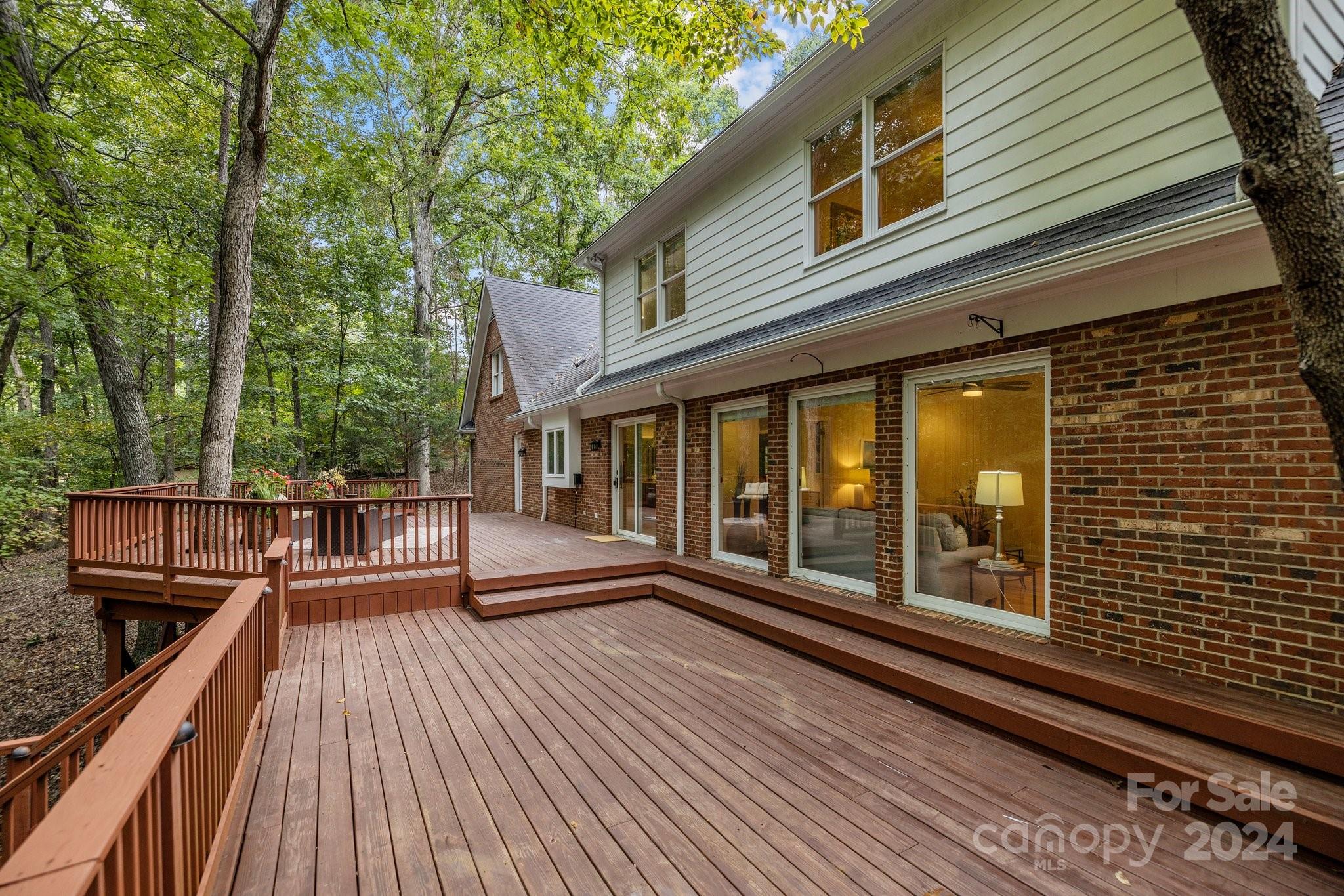 1134 Shadowbrook Lane