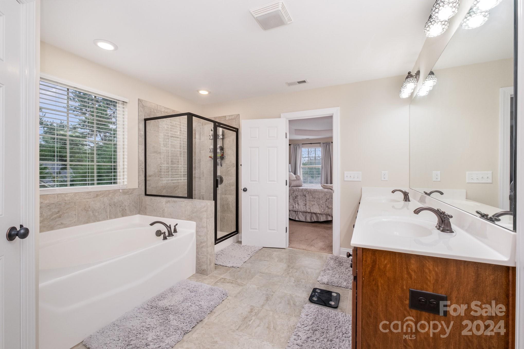 8127 Caliterra Drive