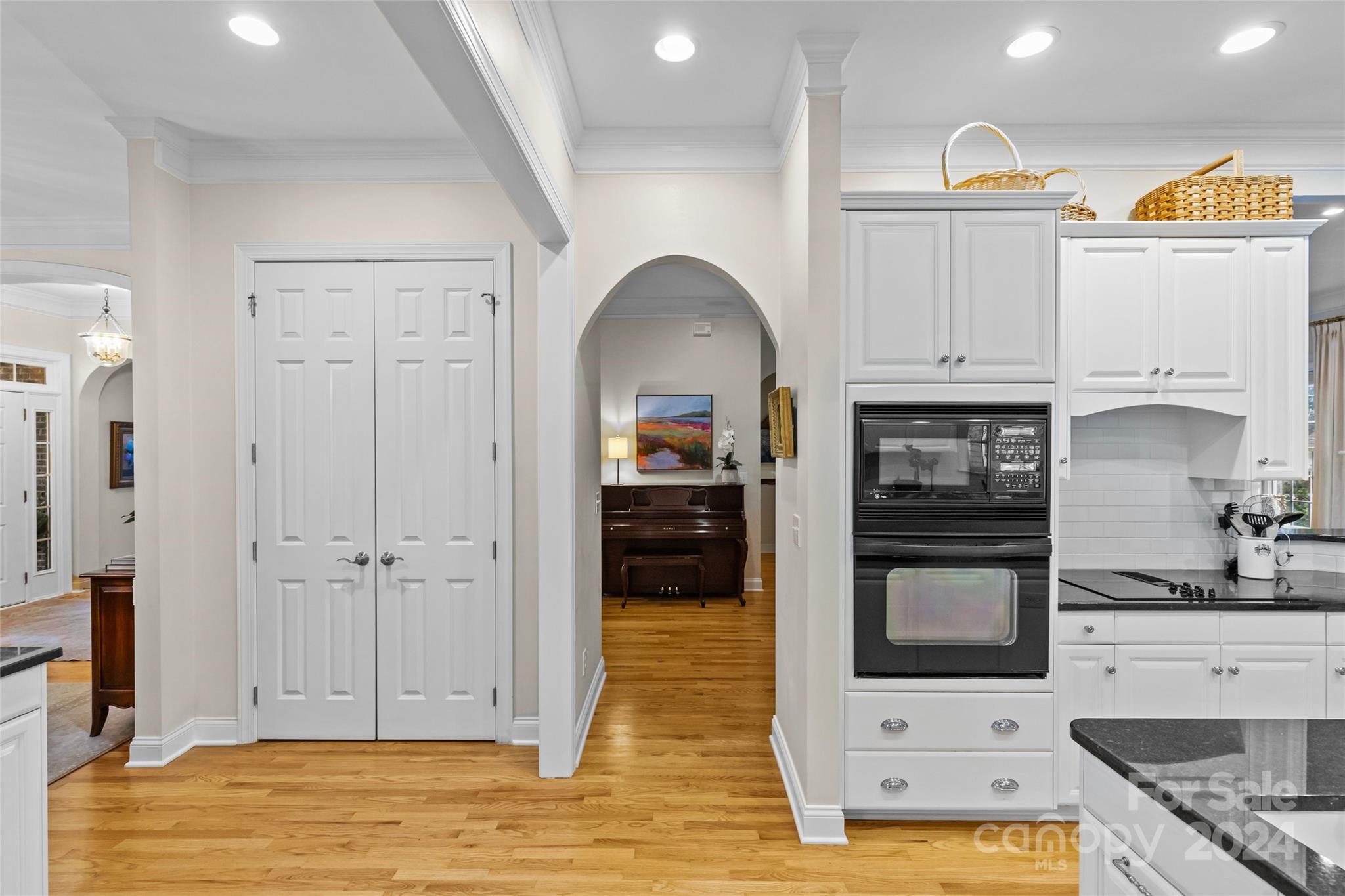5122 Lady Fern Circle