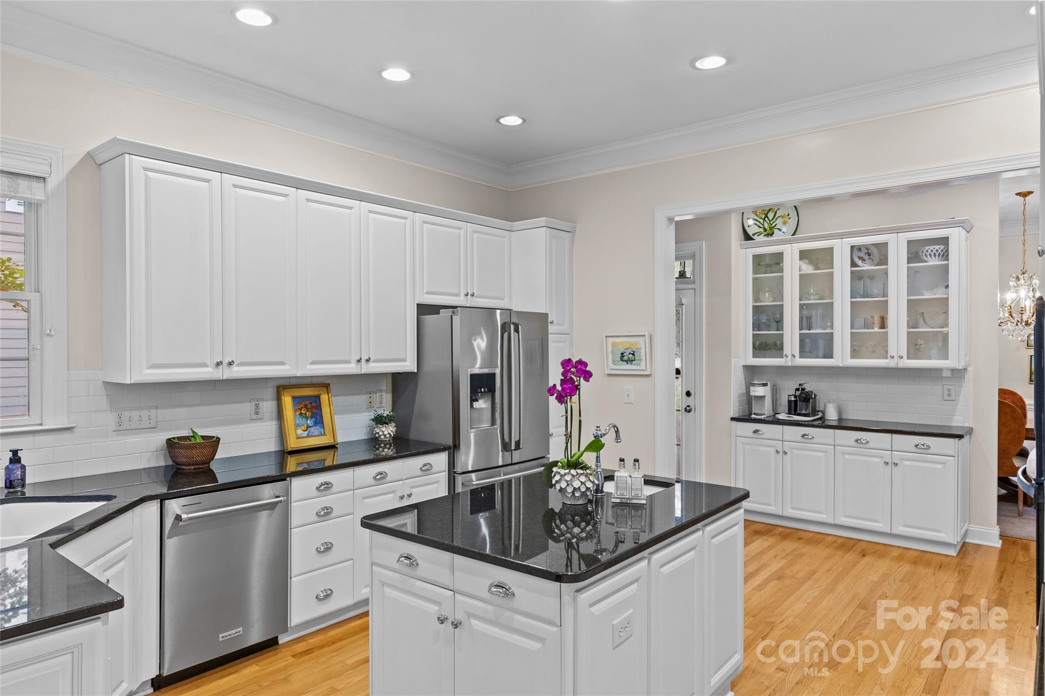 5122 Lady Fern Circle