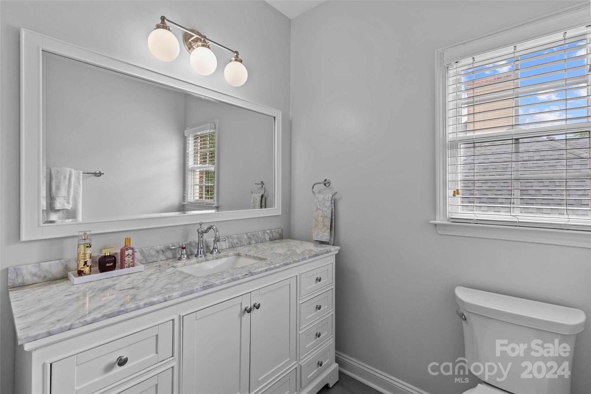 5122 Lady Fern Circle