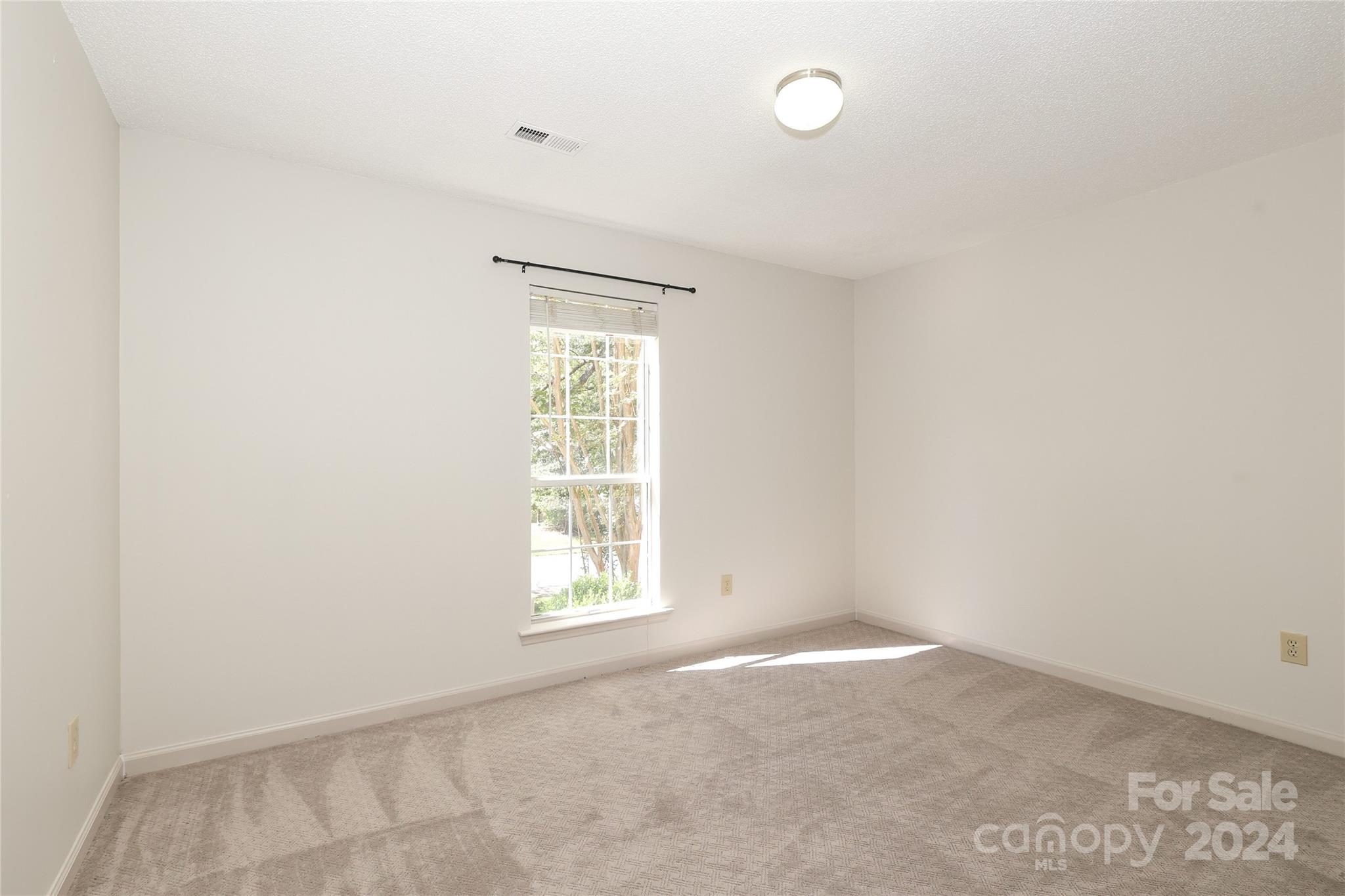 6623 Flat Creek Drive