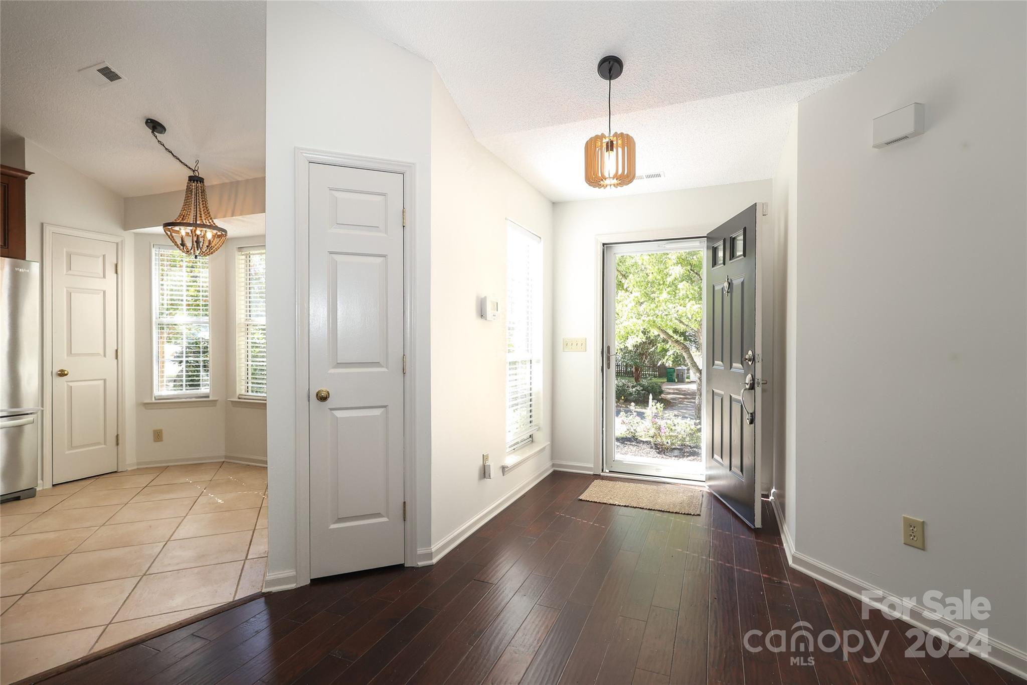 6623 Flat Creek Drive