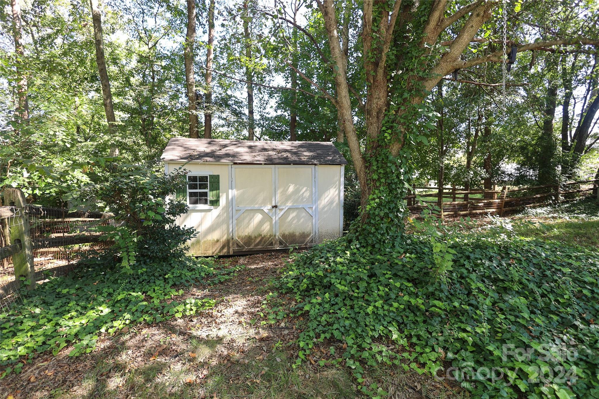 6623 Flat Creek Drive