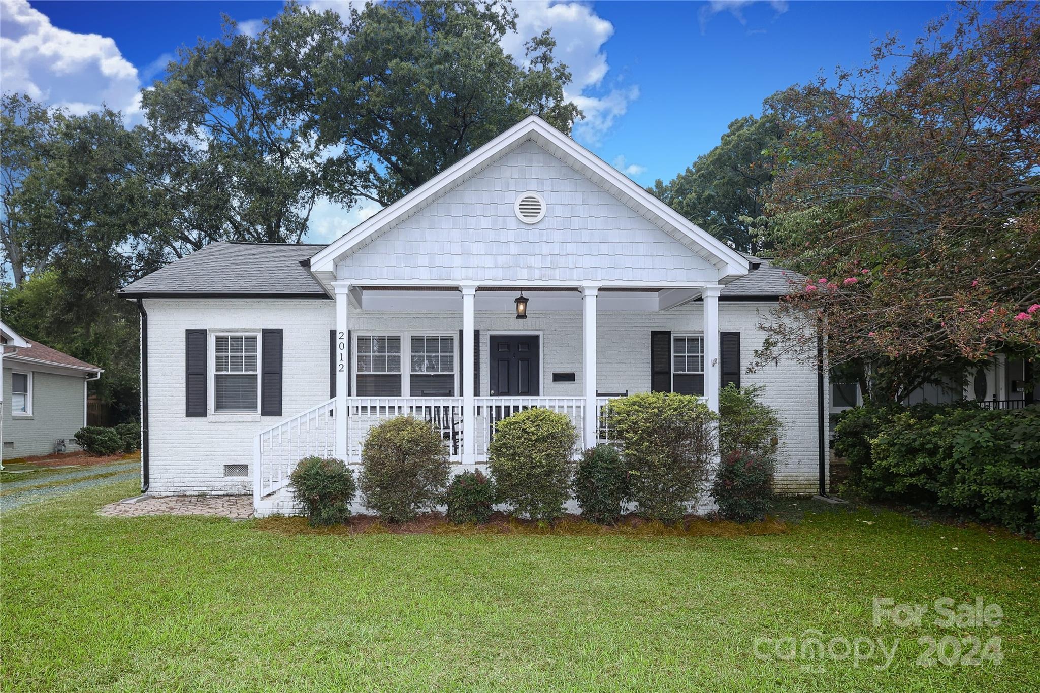 2012 Scott Avenue