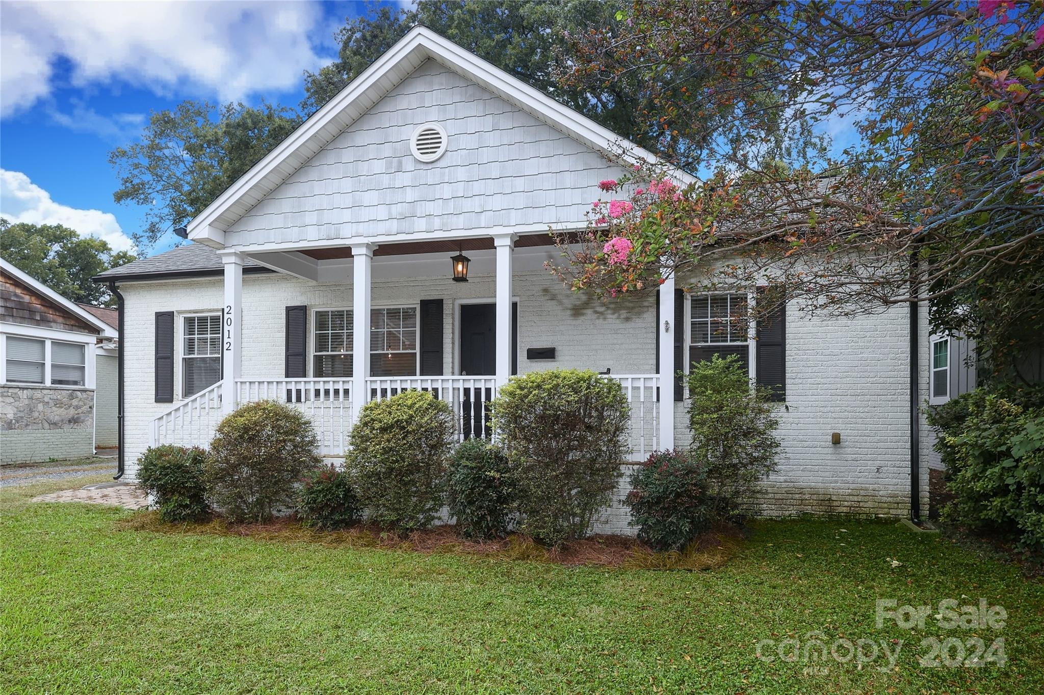 2012 Scott Avenue