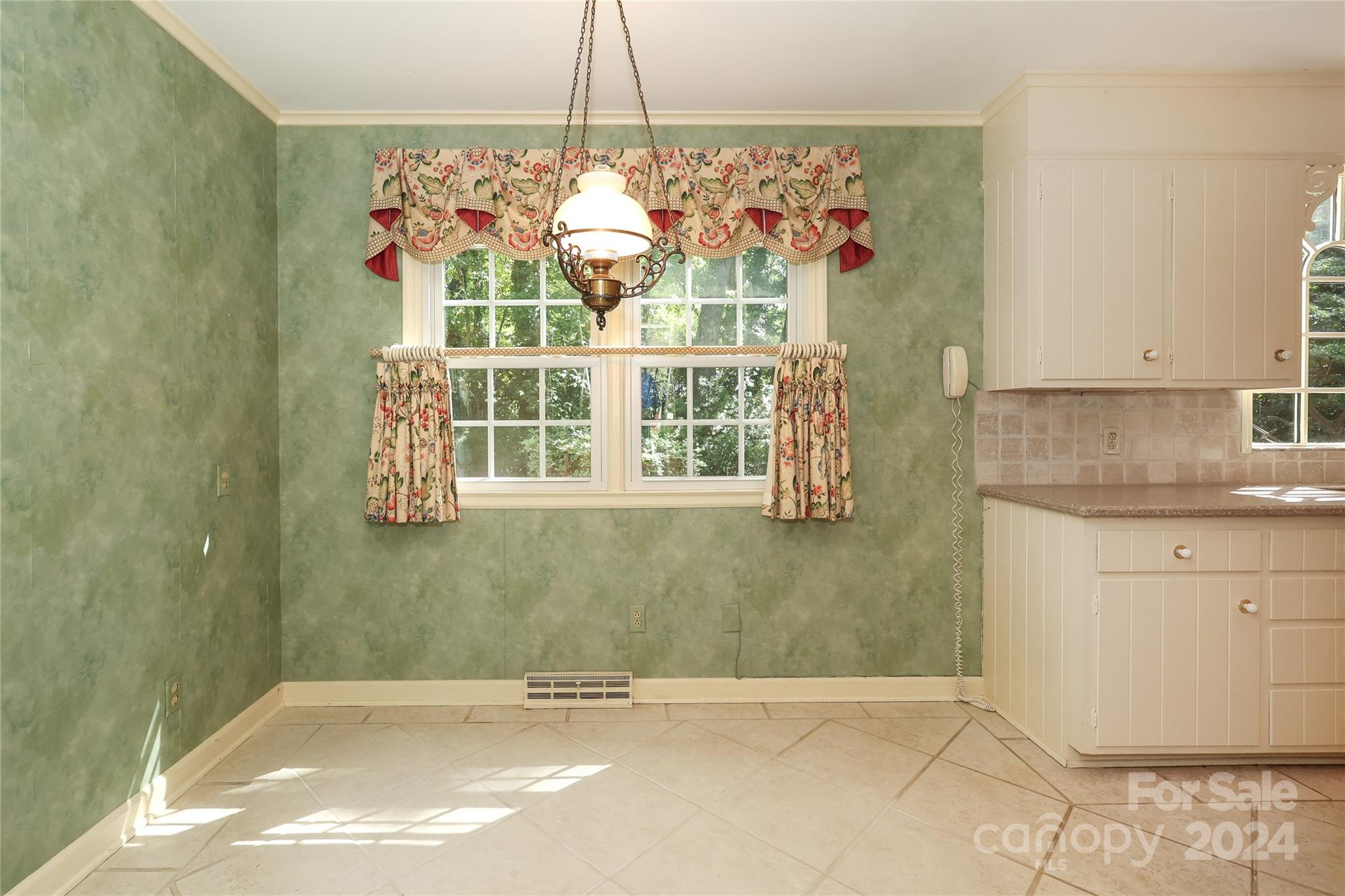 6416 Ilex Court