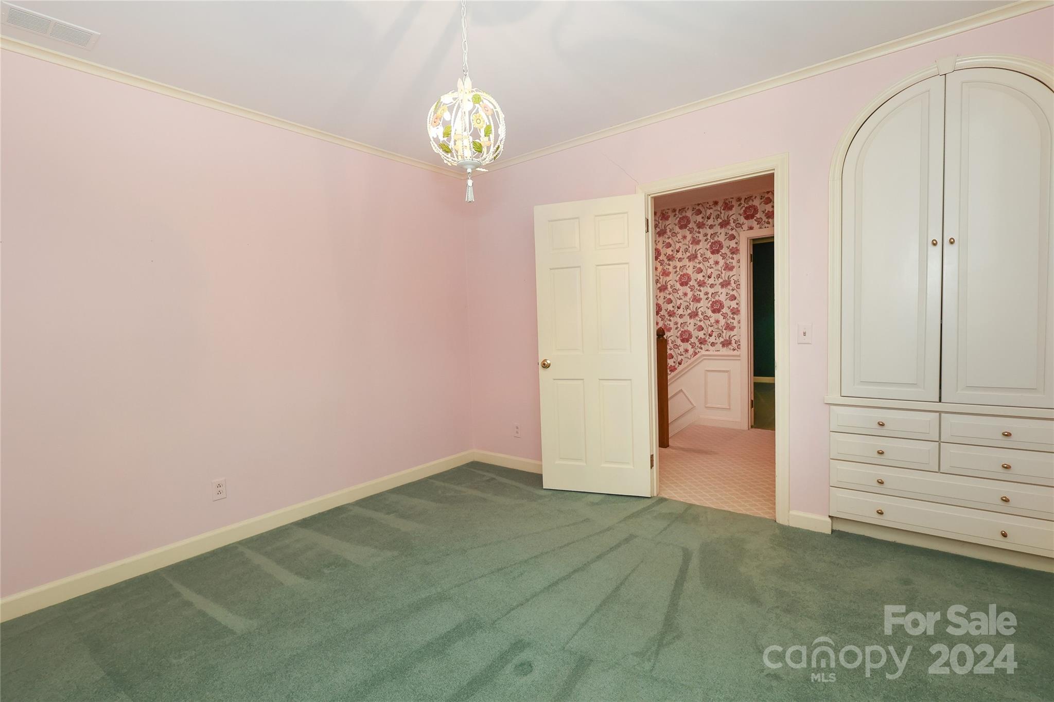 6416 Ilex Court