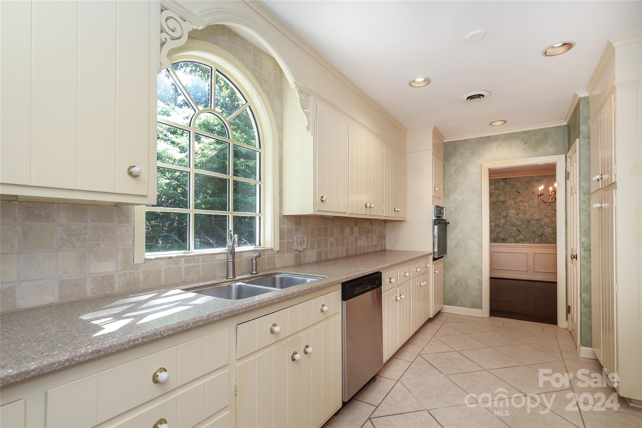 6416 Ilex Court