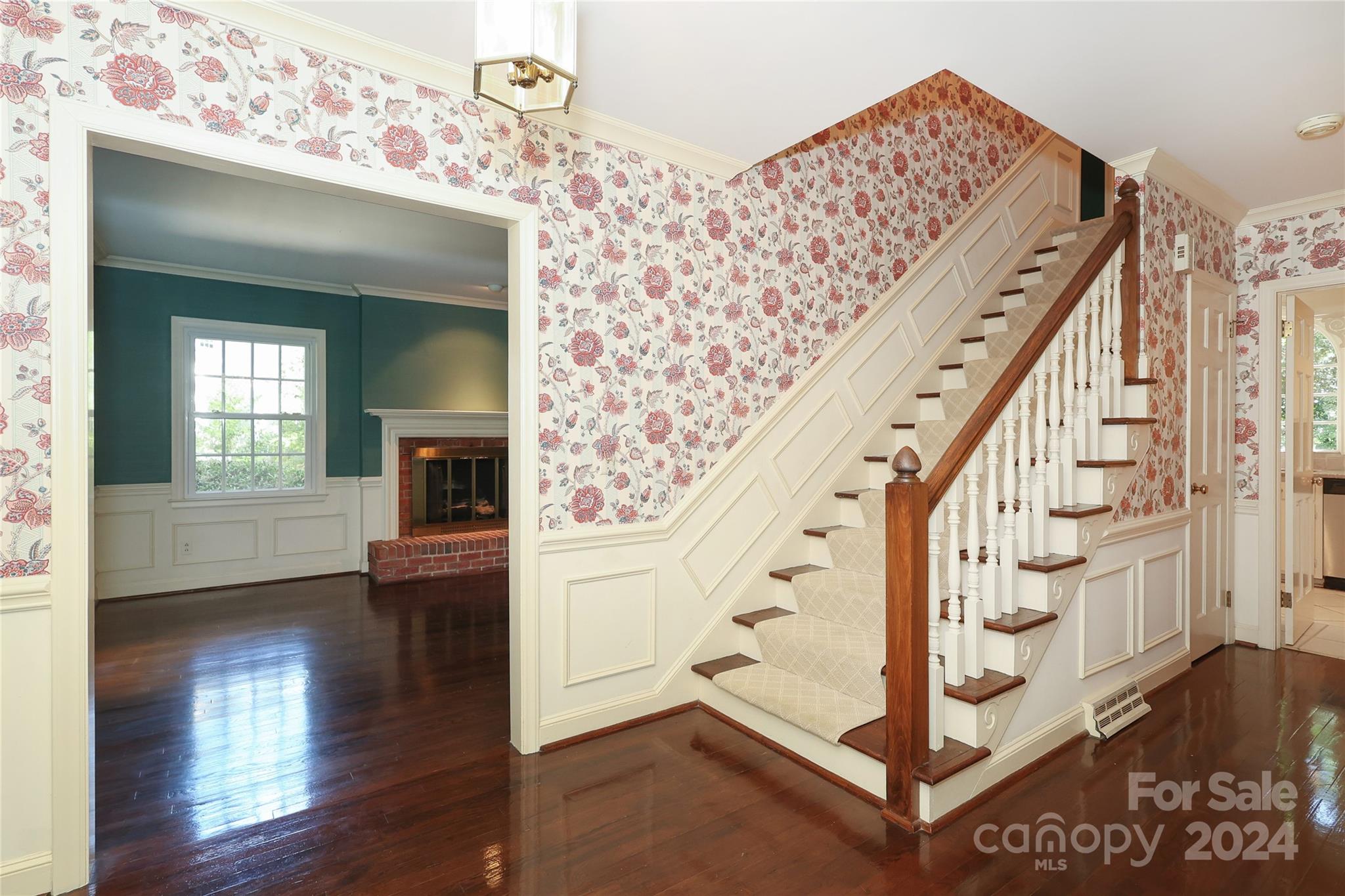 6416 Ilex Court