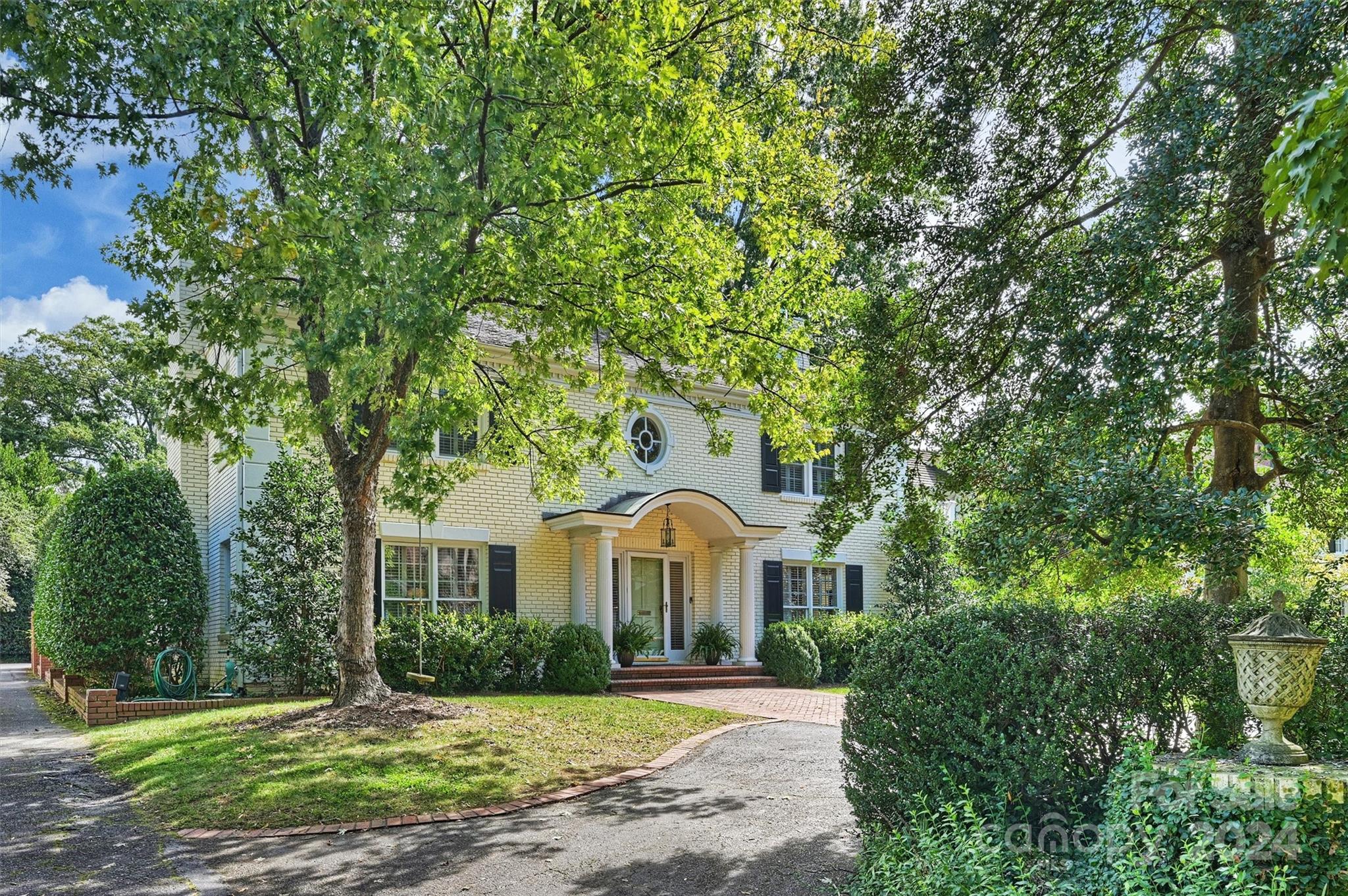 601 Cherokee Road
