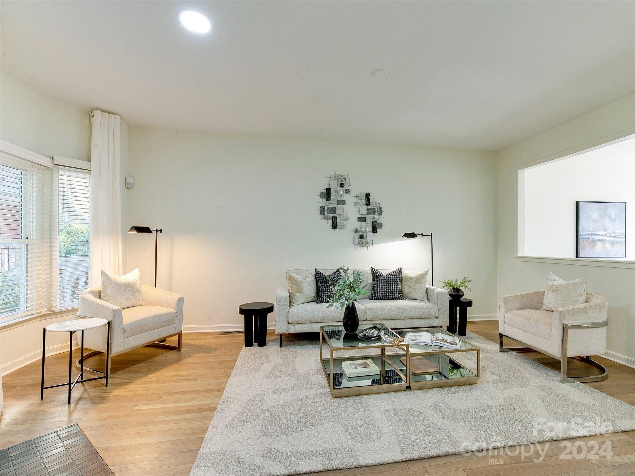 715 N Poplar Street