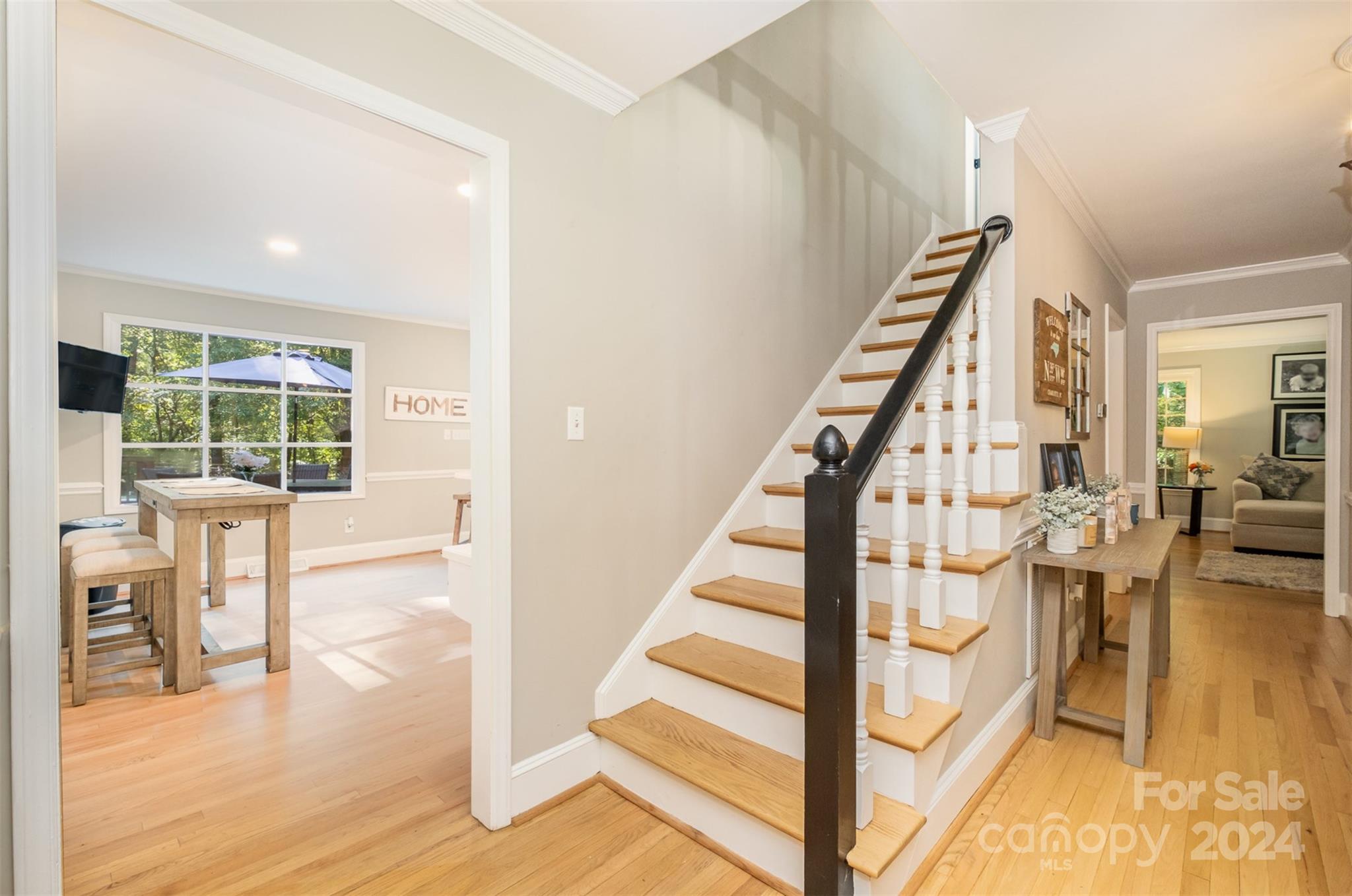 6100 Bittersweet Lane