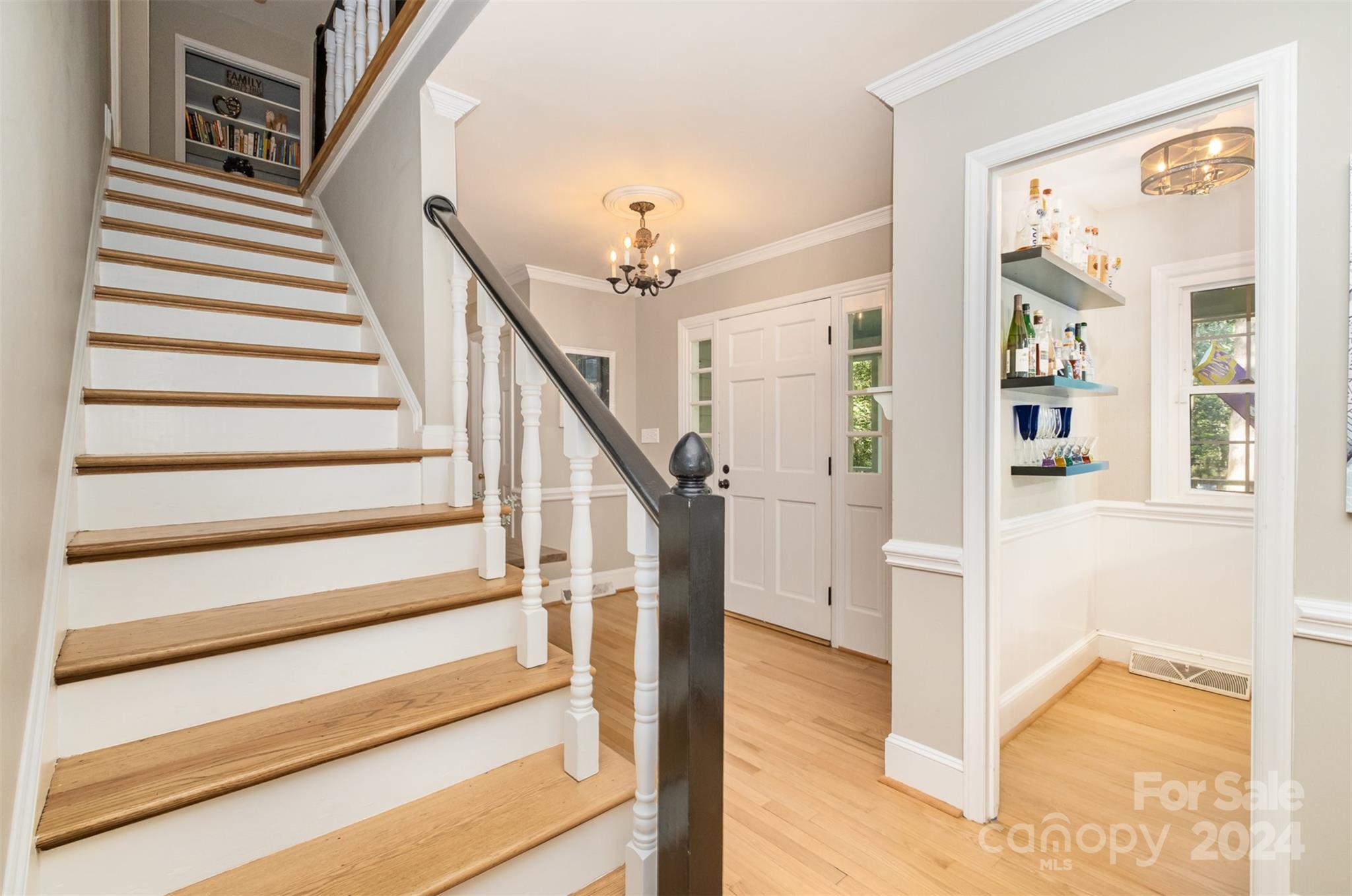 6100 Bittersweet Lane