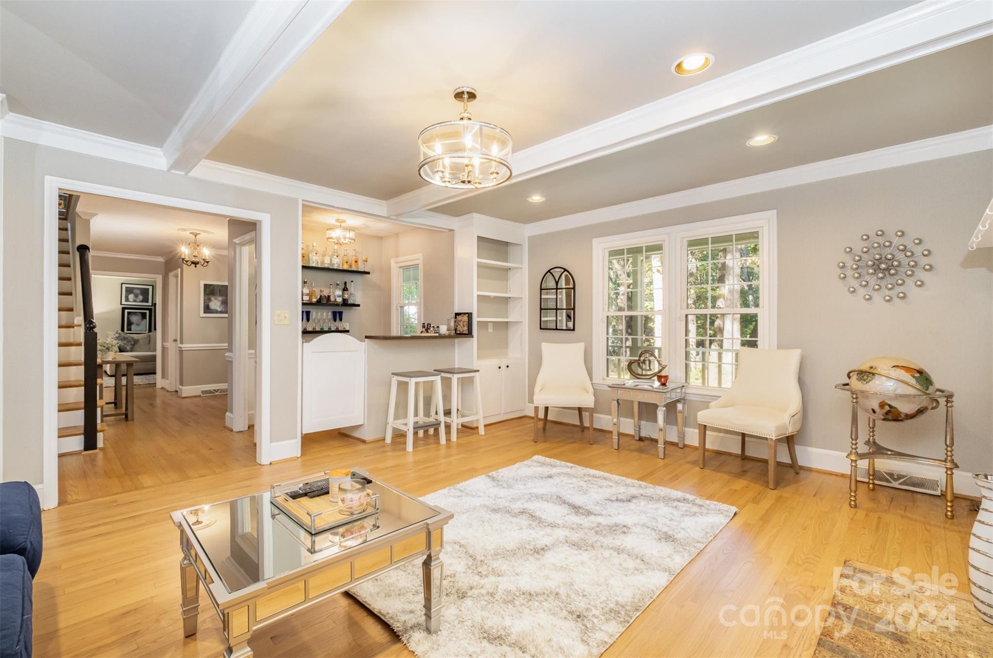 6100 Bittersweet Lane