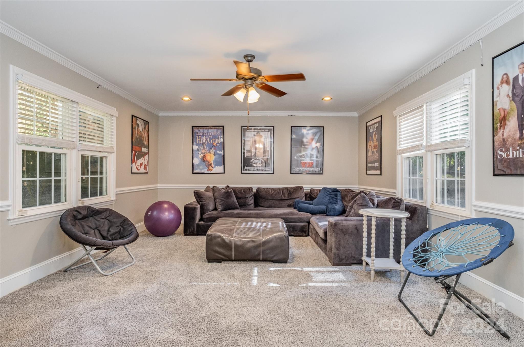6100 Bittersweet Lane