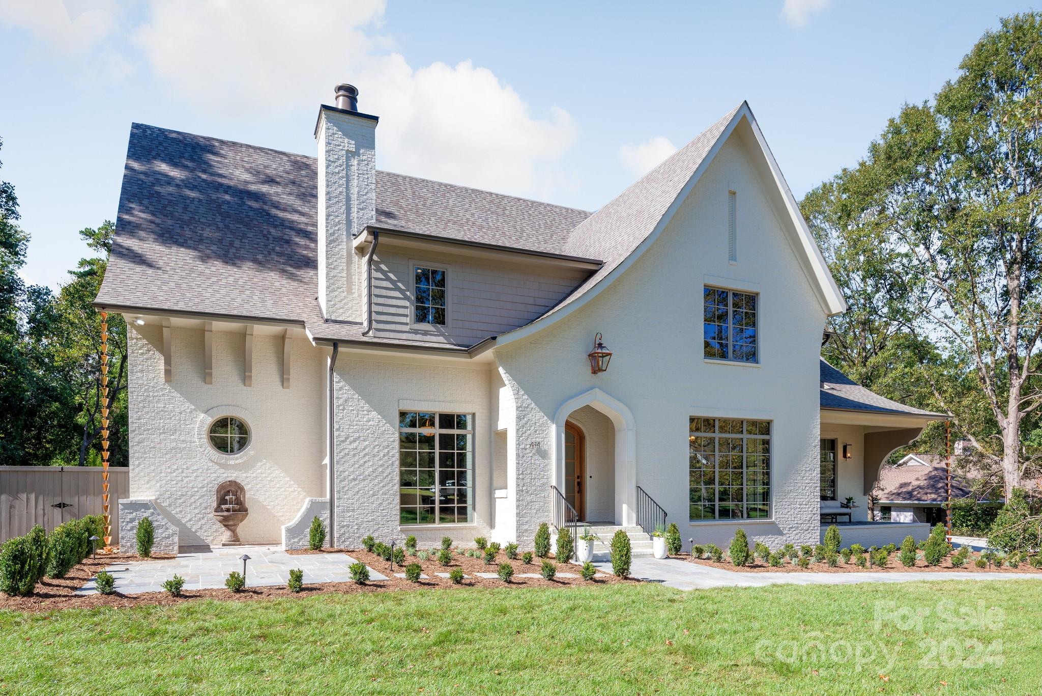 414 Shasta Ln