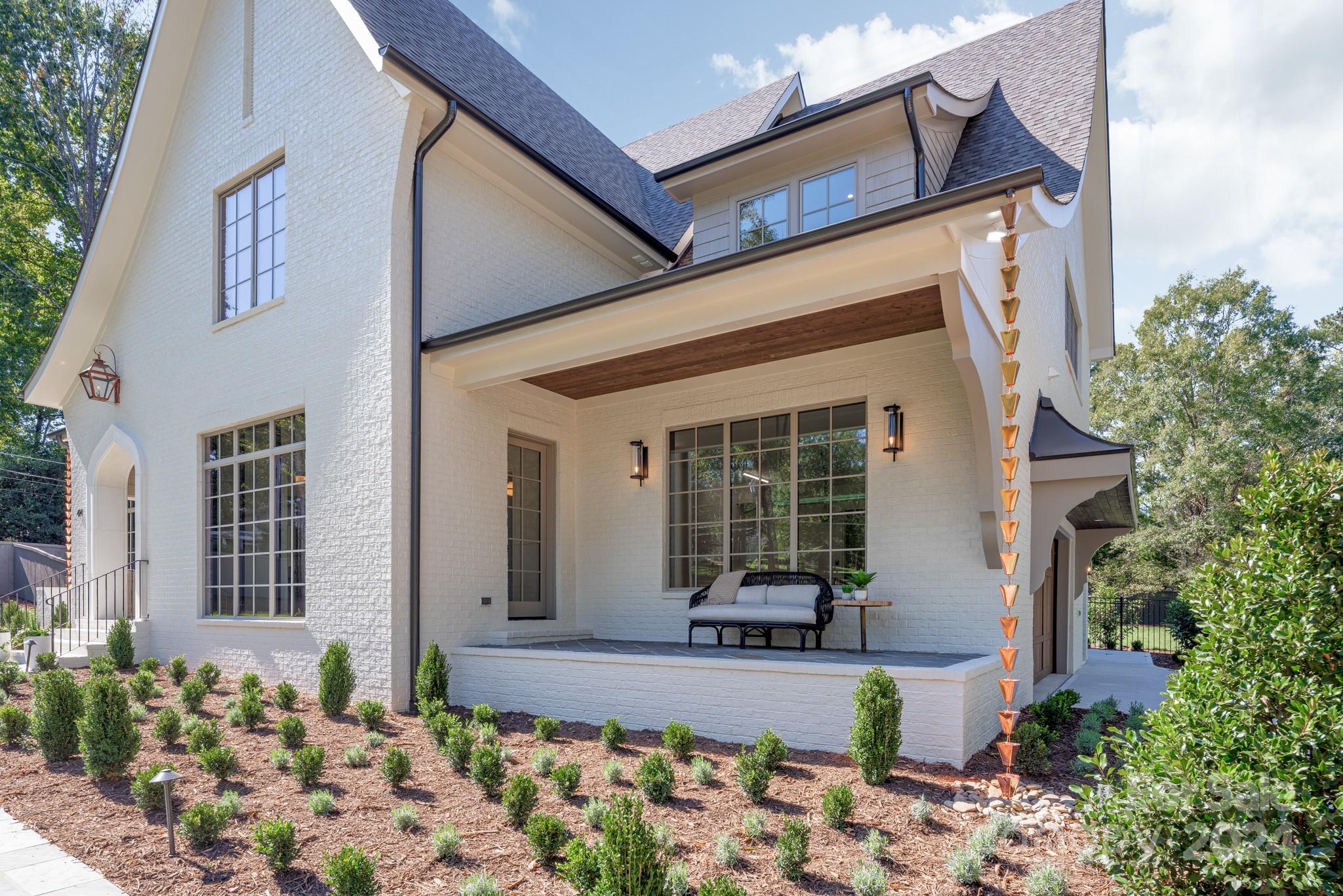 414 Shasta Ln