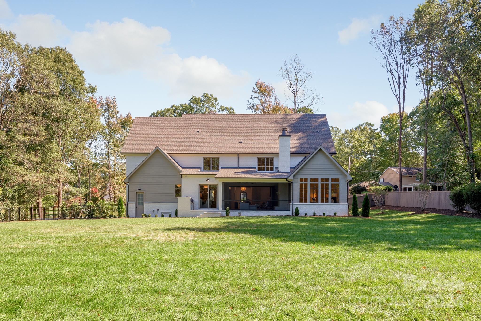 414 Shasta Ln