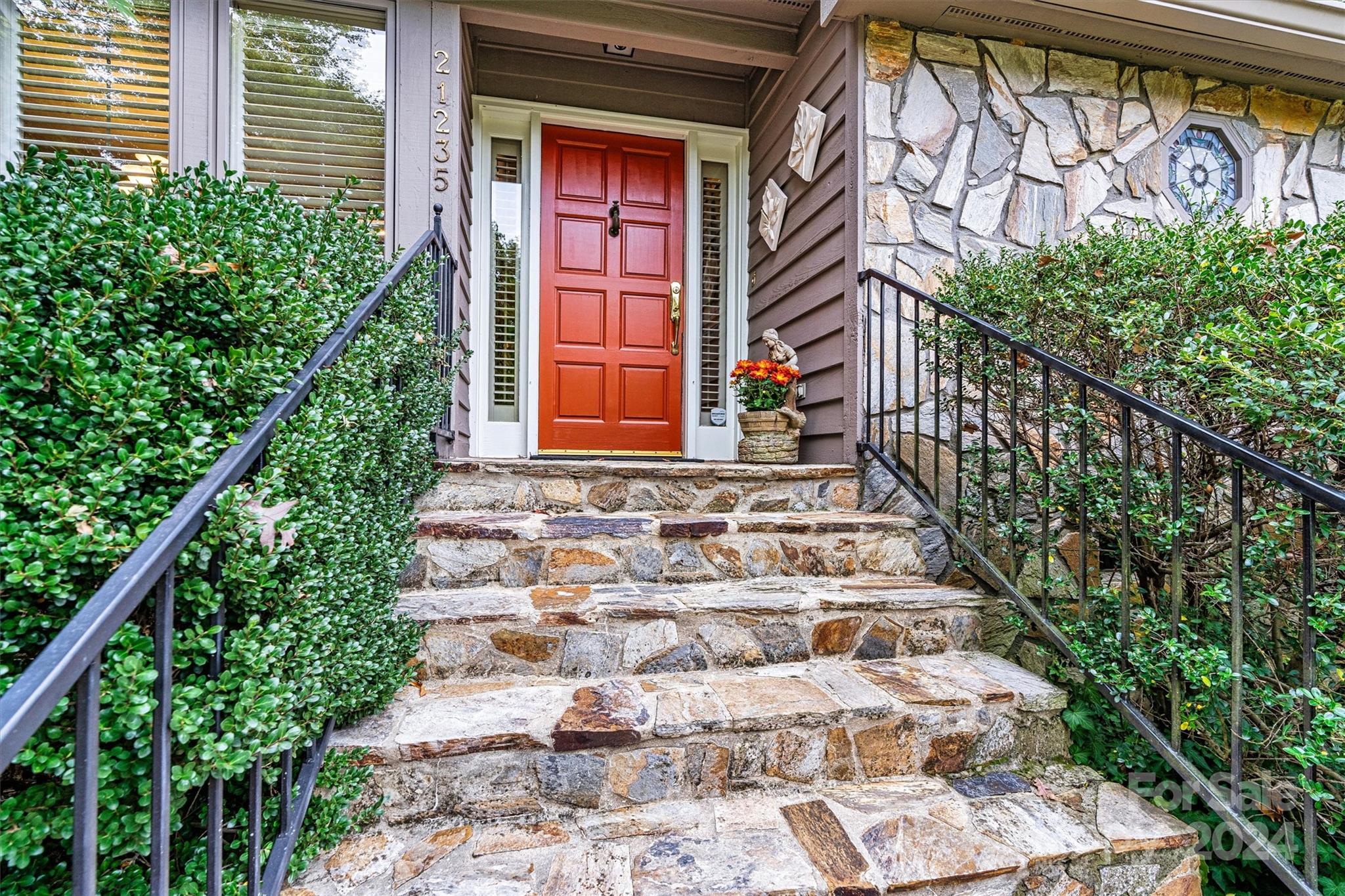 21235 Blakely Shores Drive
