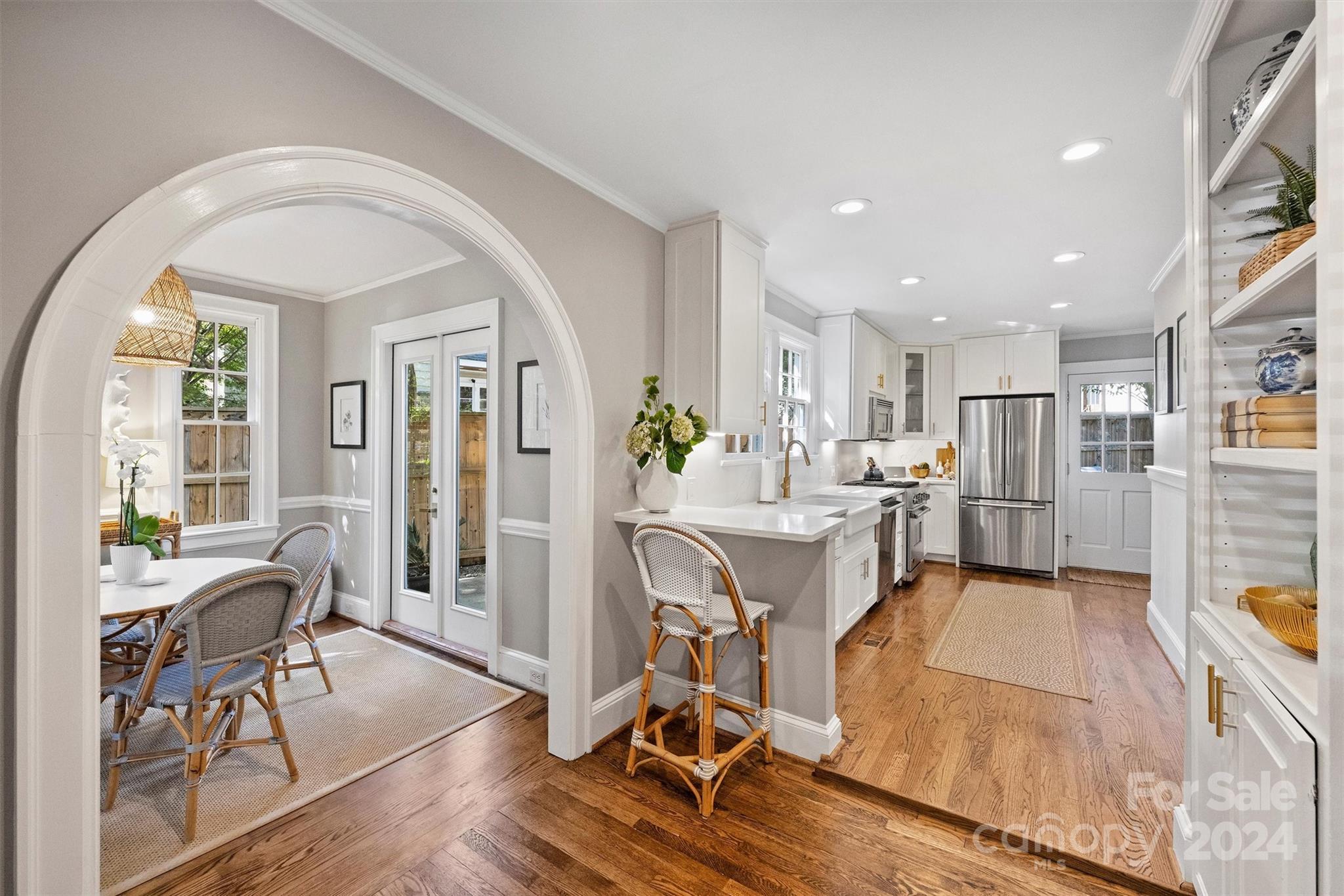 2109 Lombardy Circle