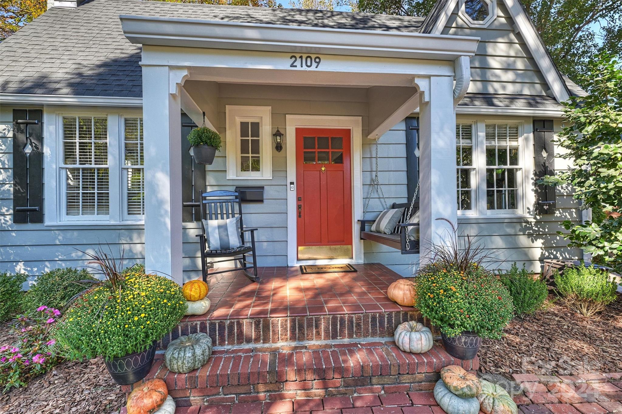 2109 Lombardy Circle