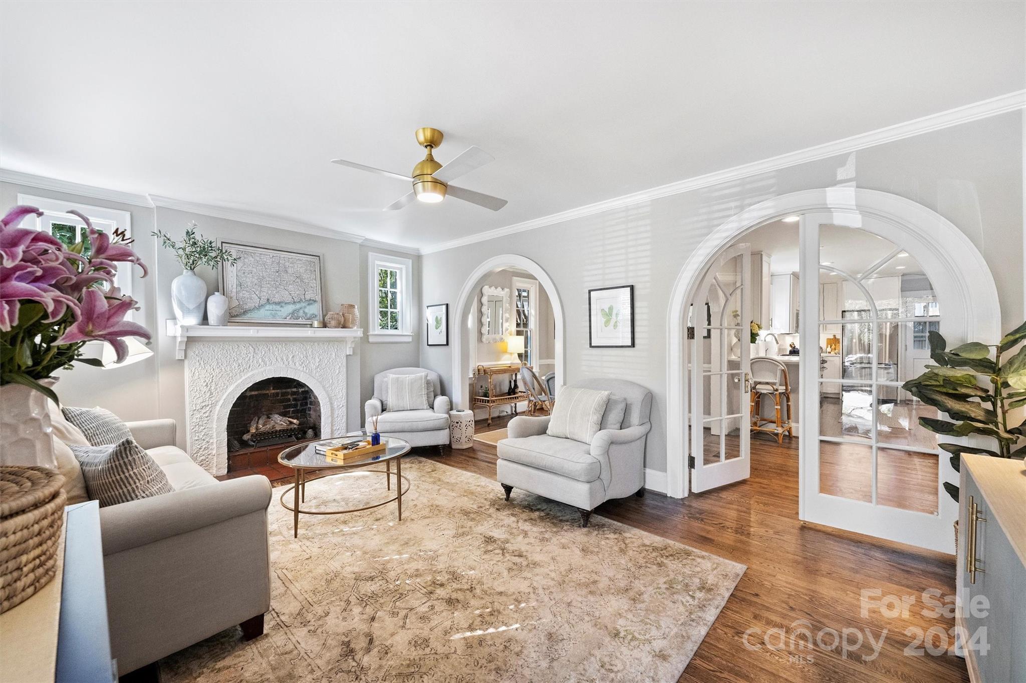 2109 Lombardy Circle