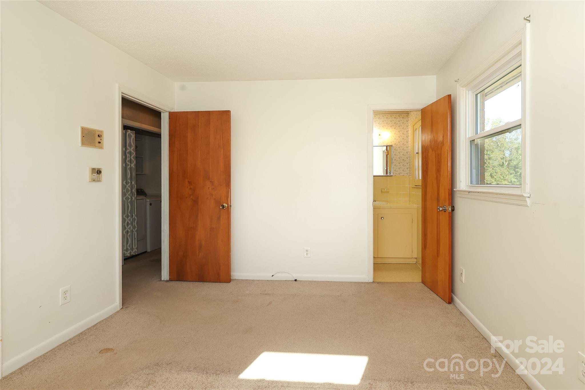1236 Landsdowne Drive