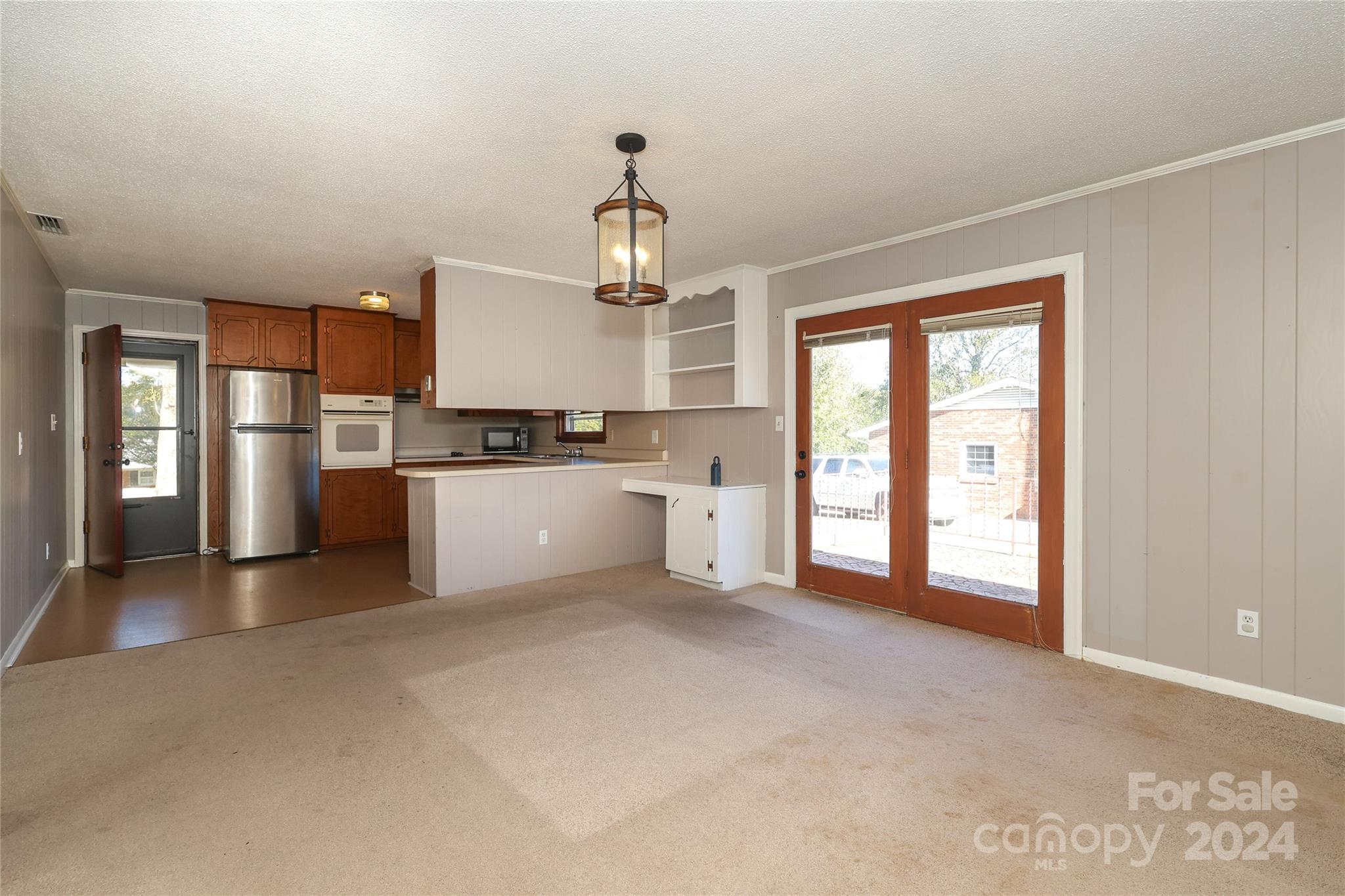 1236 Landsdowne Drive