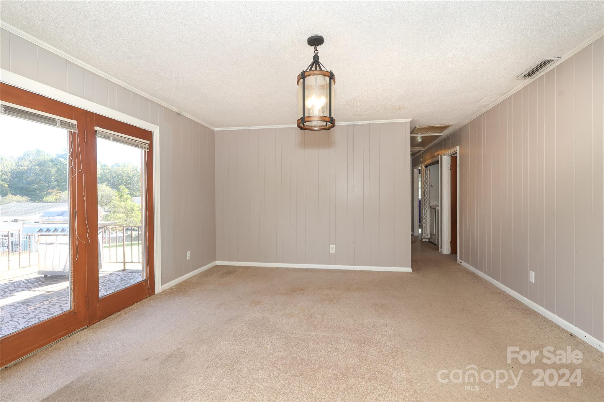 1236 Landsdowne Drive