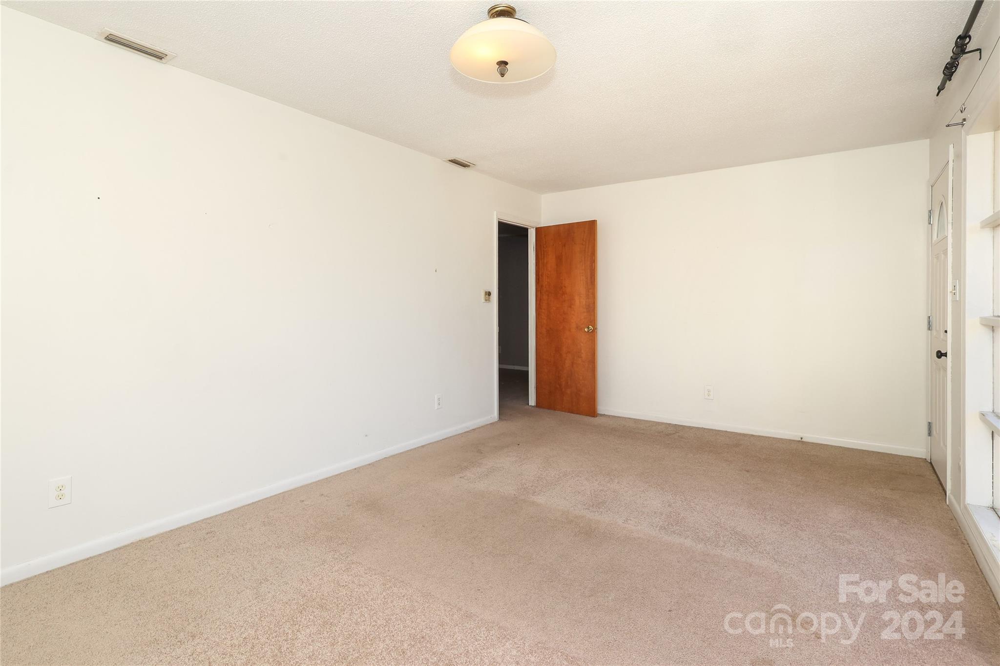 1236 Landsdowne Drive