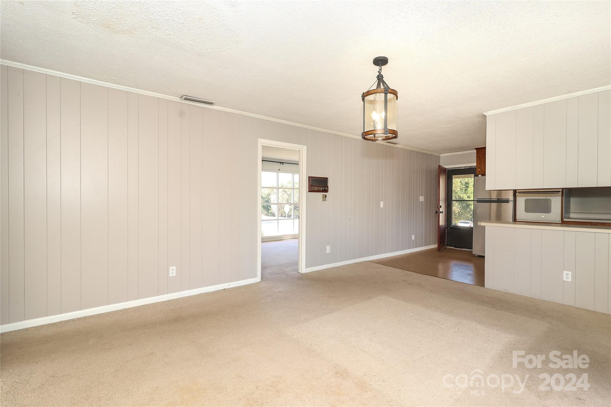 1236 Landsdowne Drive