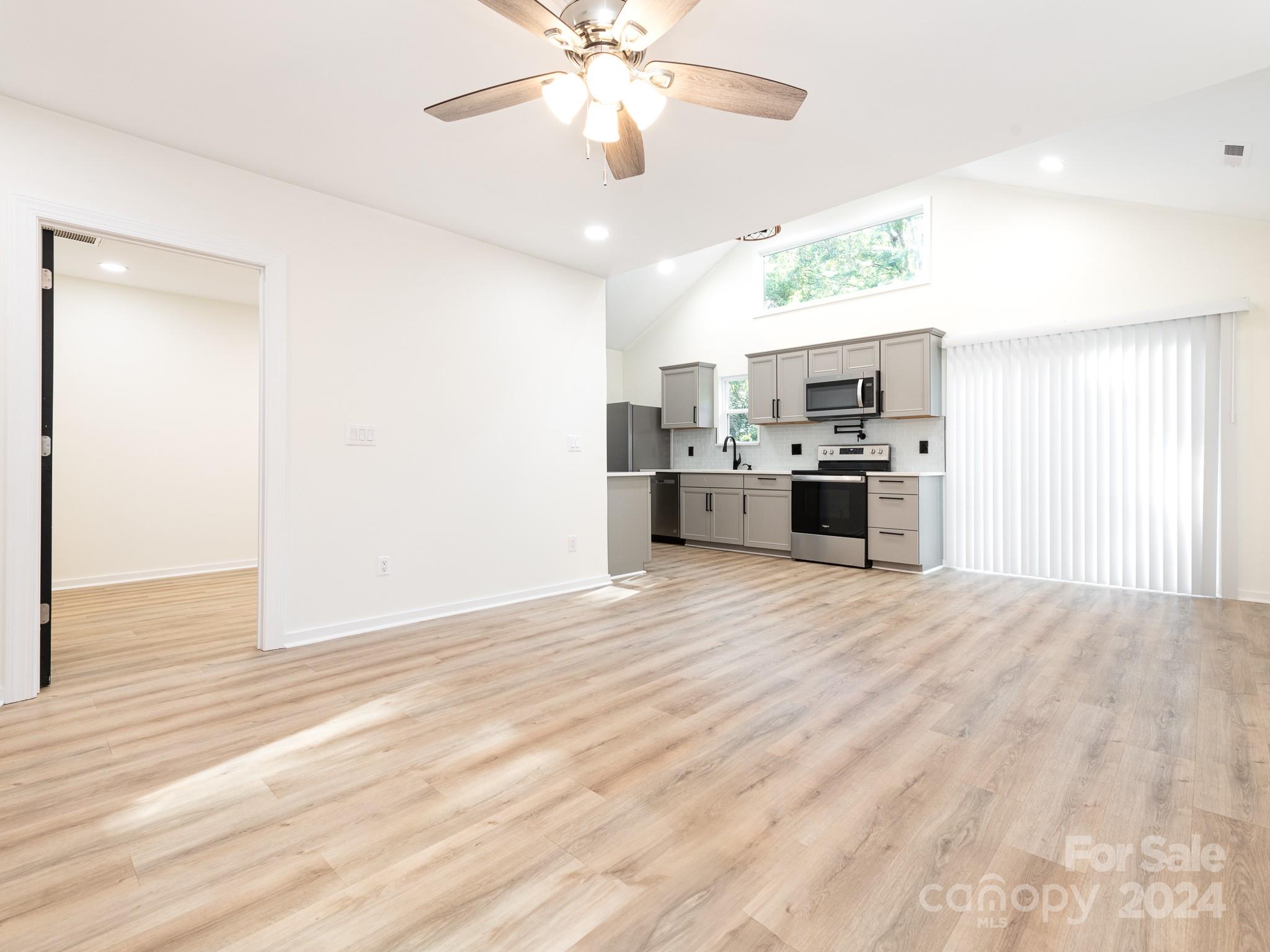 34 Carolina Avenue NE