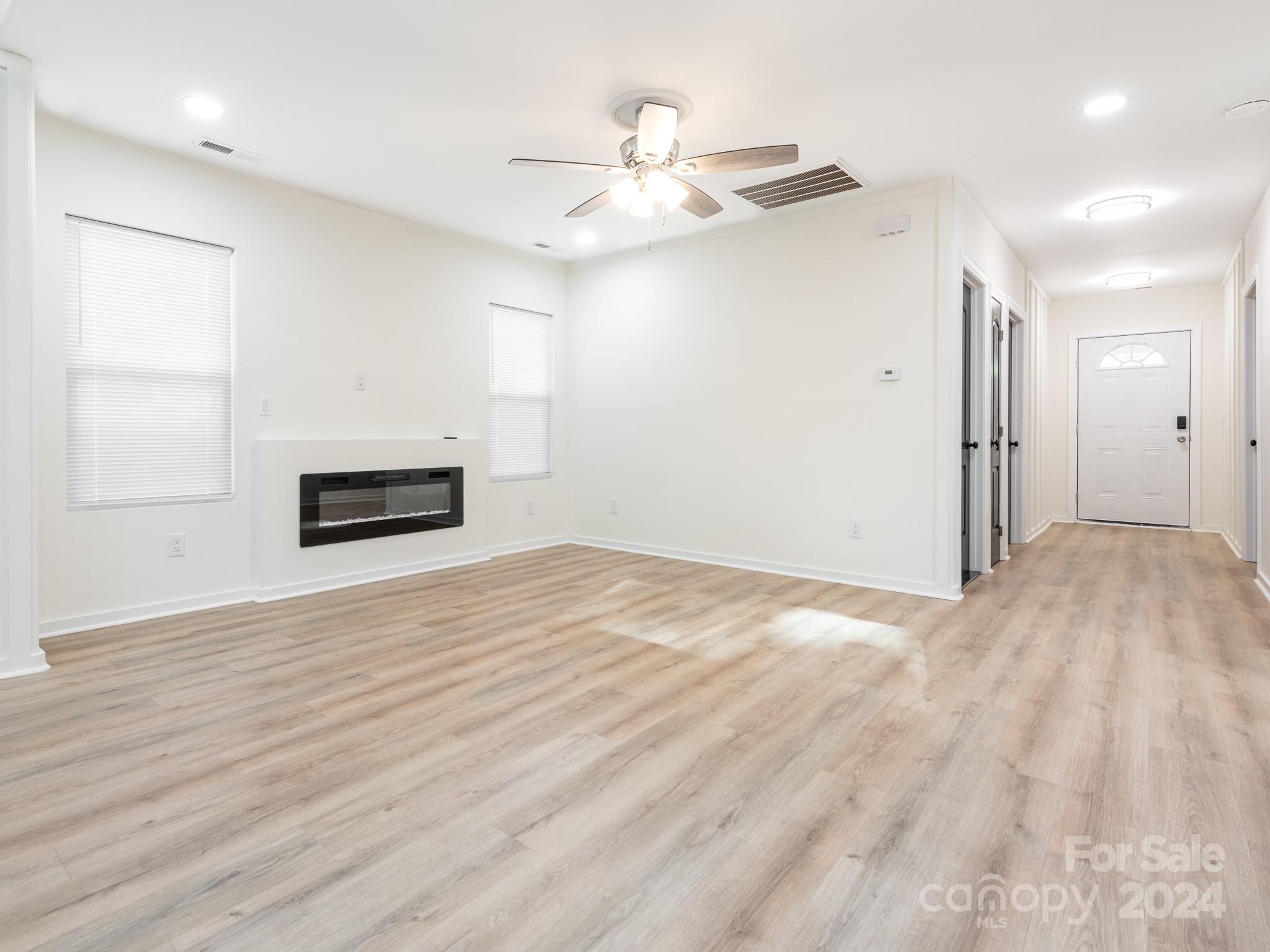 34 Carolina Avenue NE