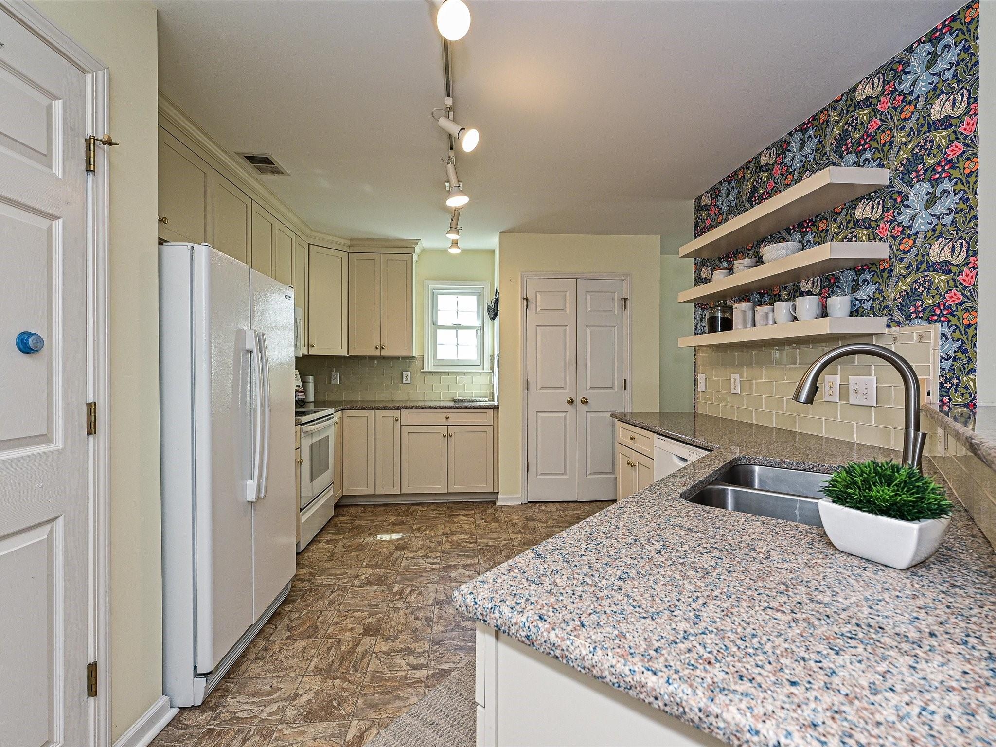 617 Kelford Lane