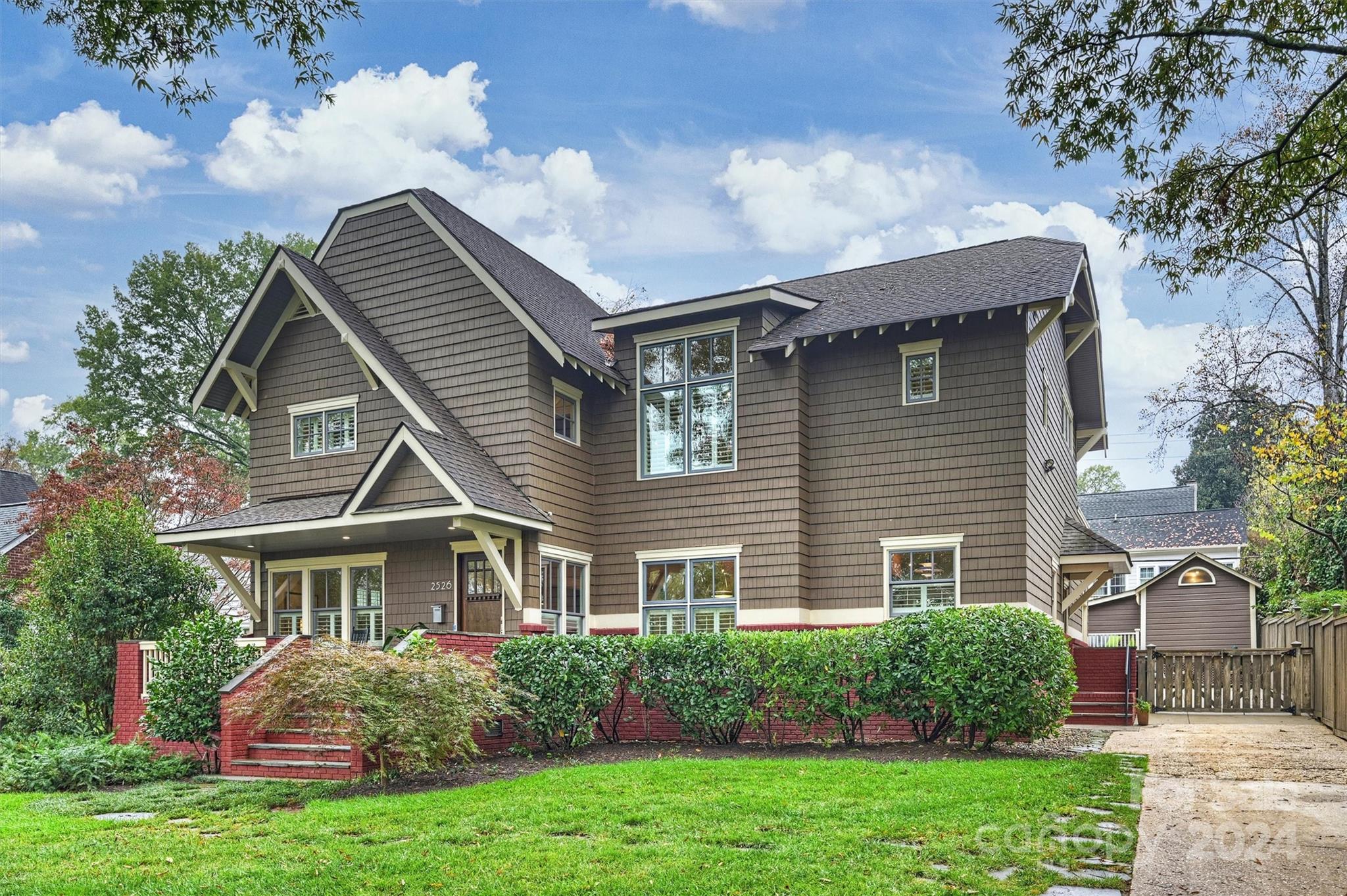 2526 Normandy Road