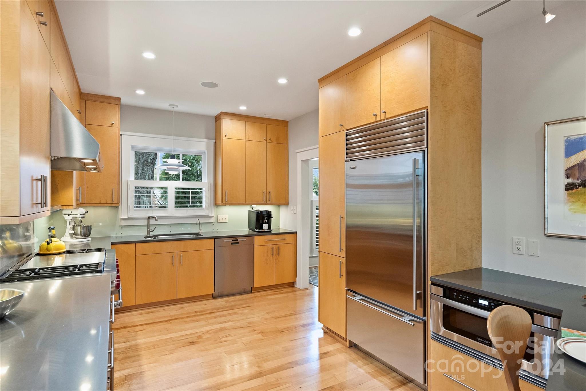 2526 Normandy Road