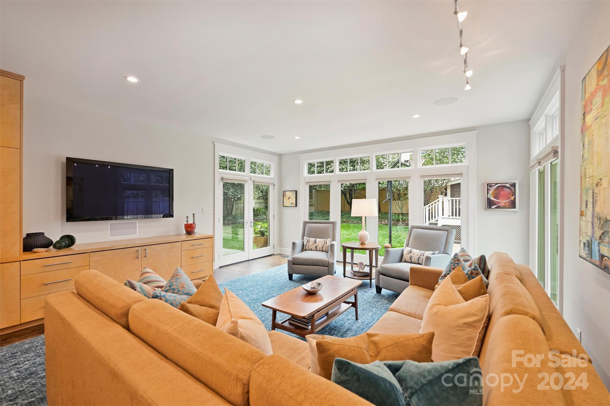 2526 Normandy Road
