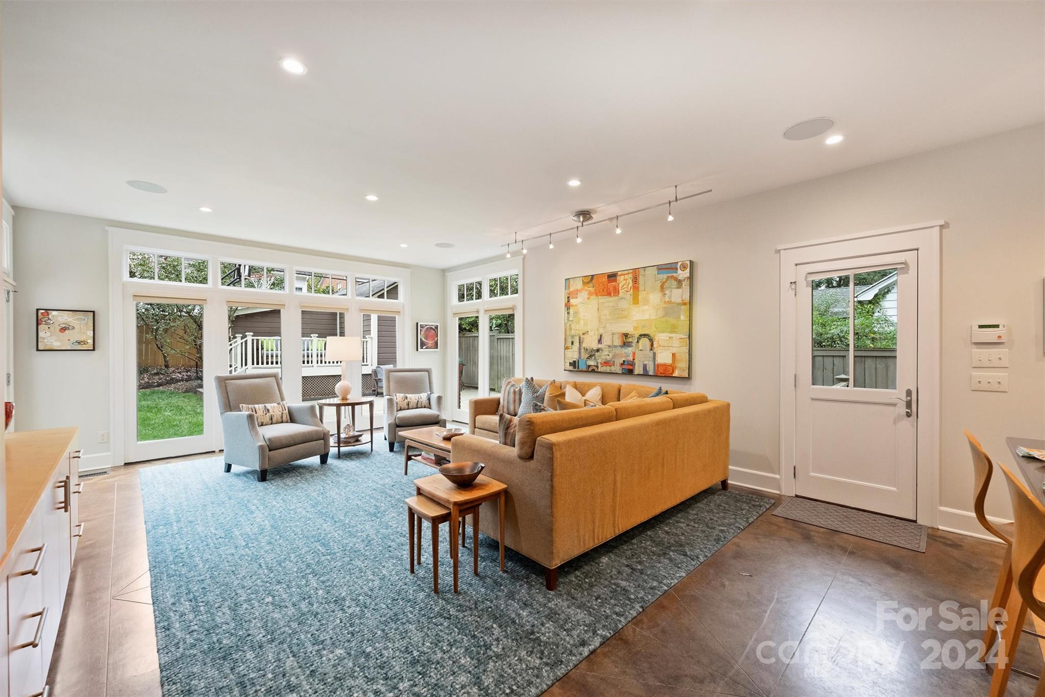 2526 Normandy Road
