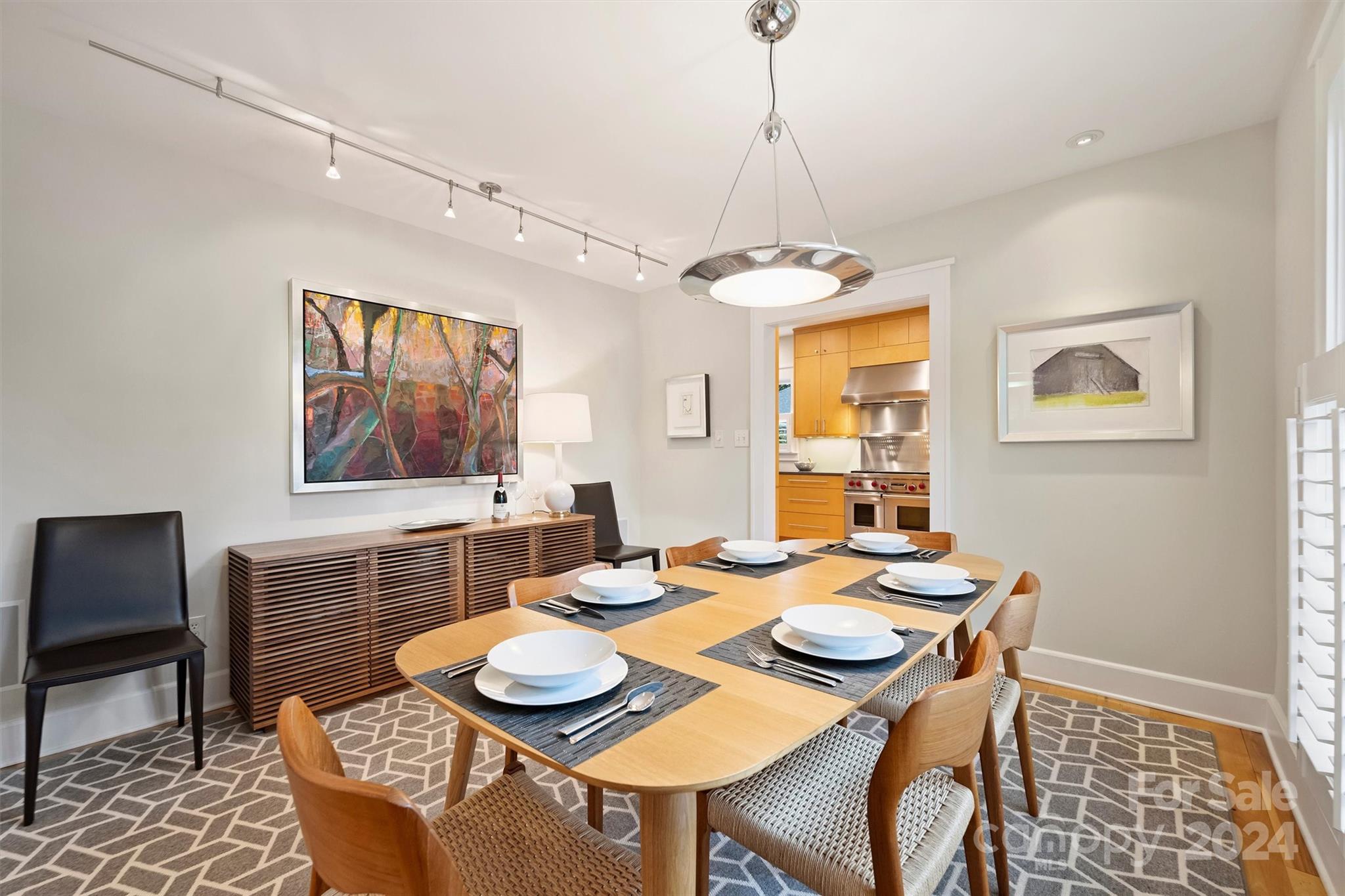 2526 Normandy Road