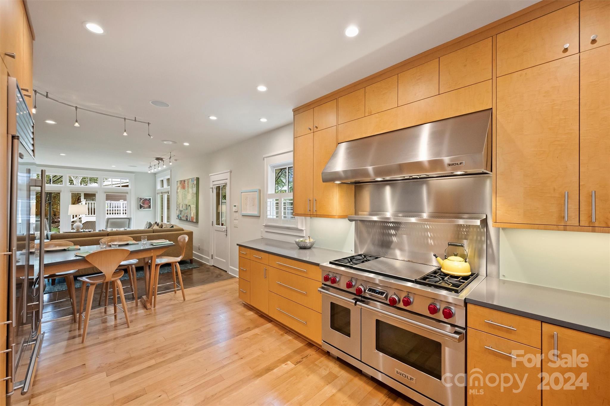 2526 Normandy Road
