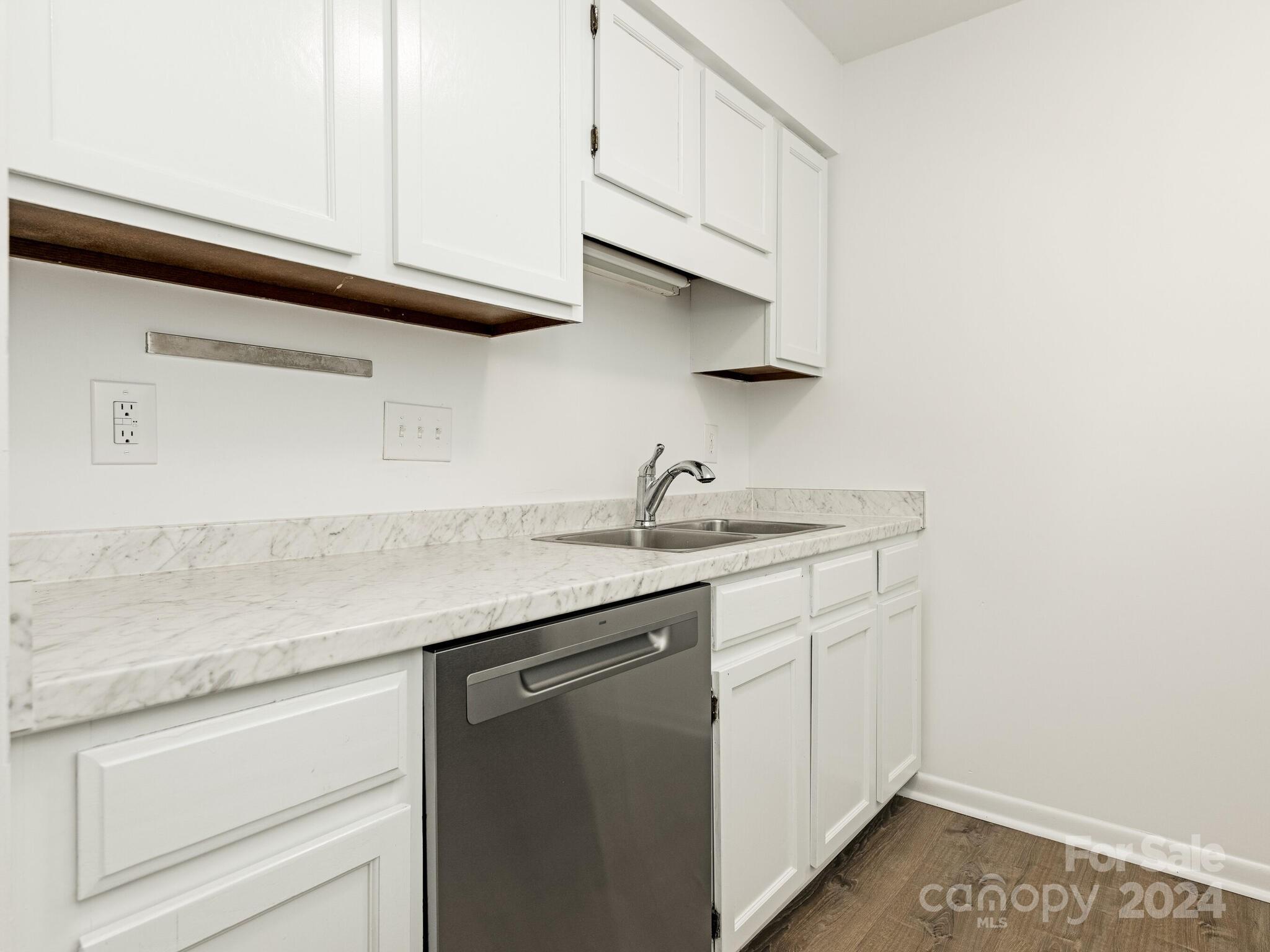 6117 Heathstone Lane Unit: B