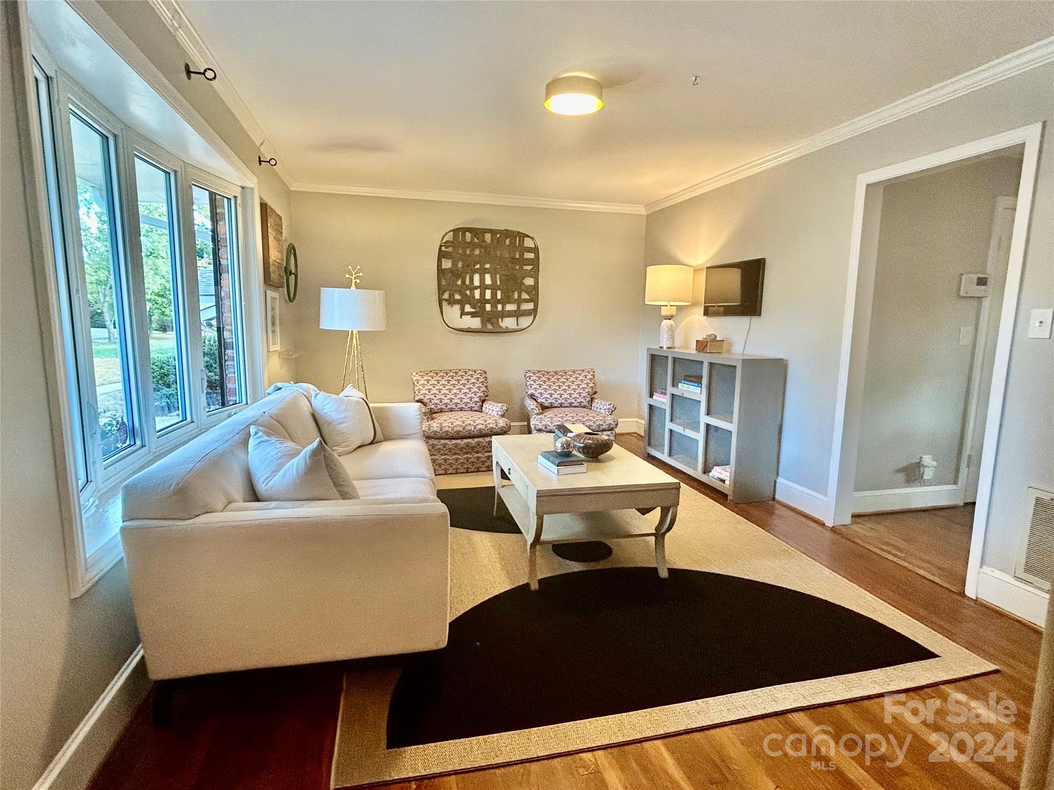 608 Gentry Place